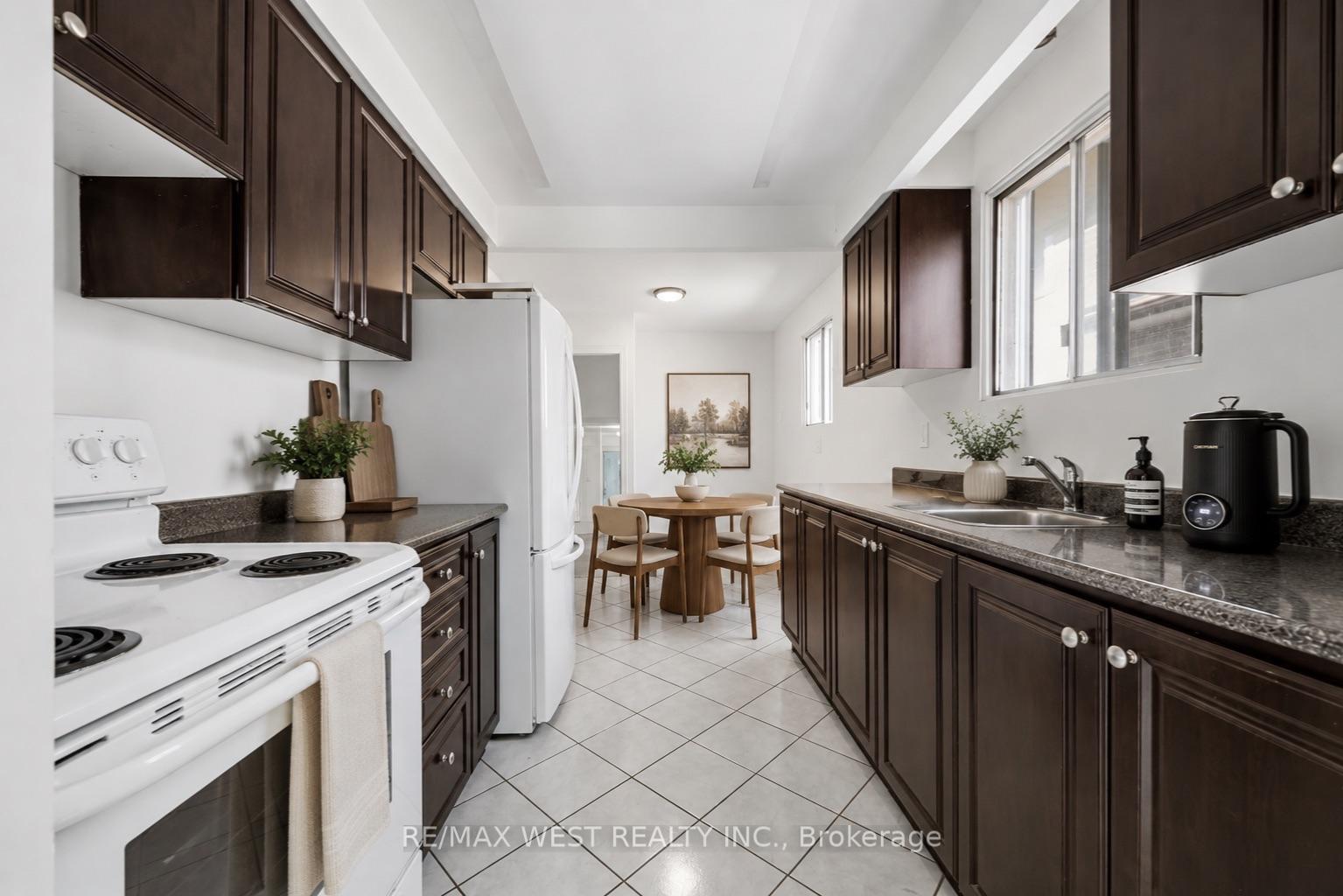 Photo 5 of 62 Littleleaf Drive, Scarborough, Malvern — HOMEH