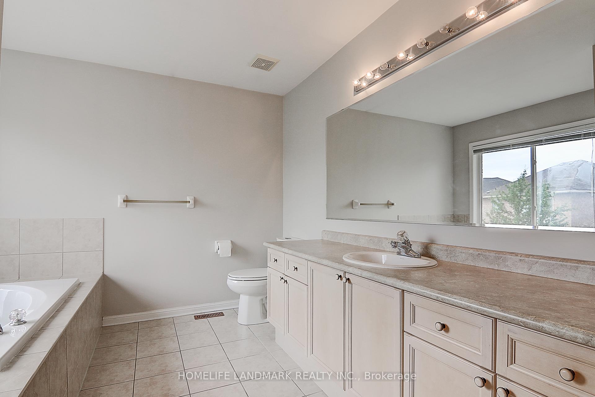 Photo 37 of 51 Raffia Avenue, Richmond Hill, Oak Ridges Lake Wilcox — HOMEH