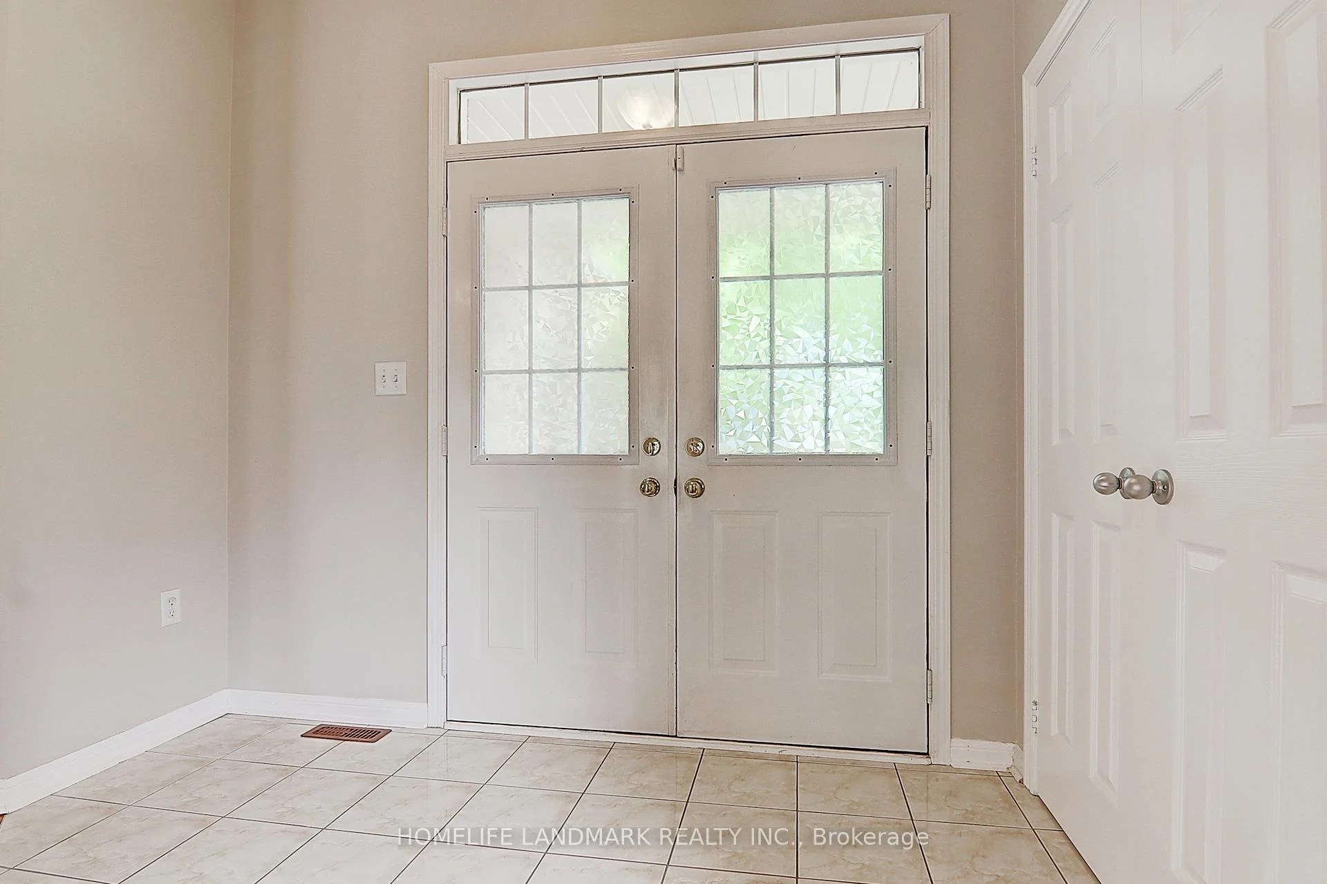 Photo 7 of 51 Raffia Avenue, Richmond Hill, Oak Ridges Lake Wilcox — HOMEH