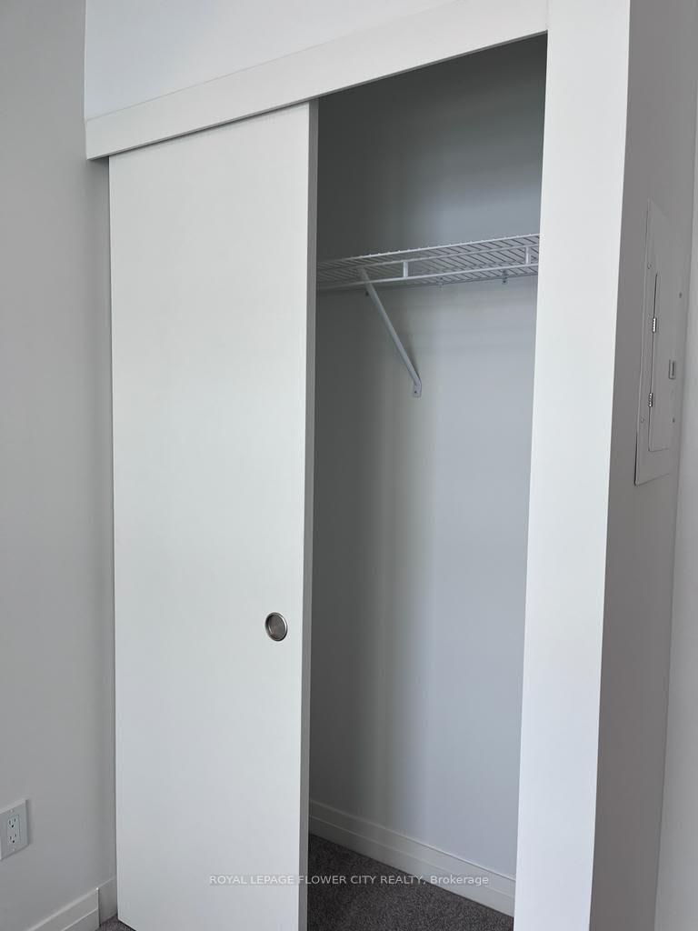 Photo 7 of Unit 409, 101 Golden Eagle Road N, Waterloo, North Lakeshore — HOMEH