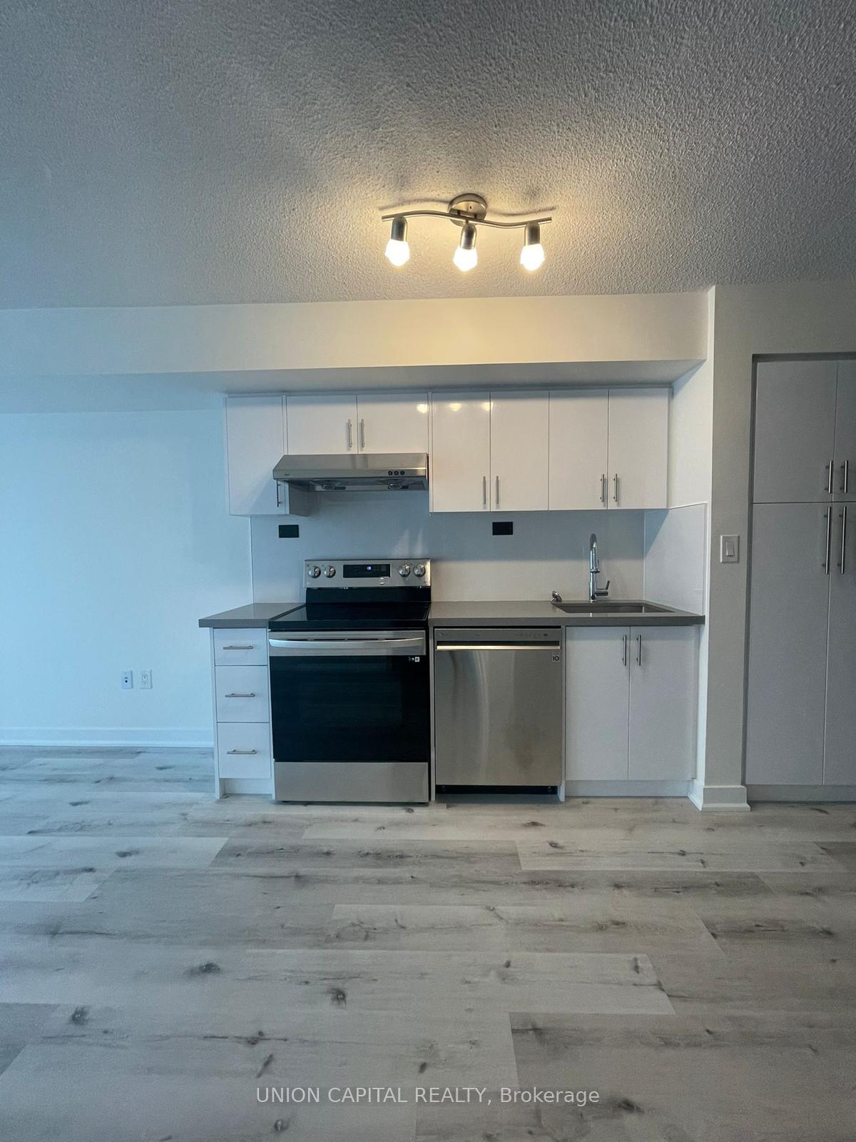 Photo 3 of Unit 1510, 151 Dan Leckie Way, Toronto, Waterfront Communities — HOMEH