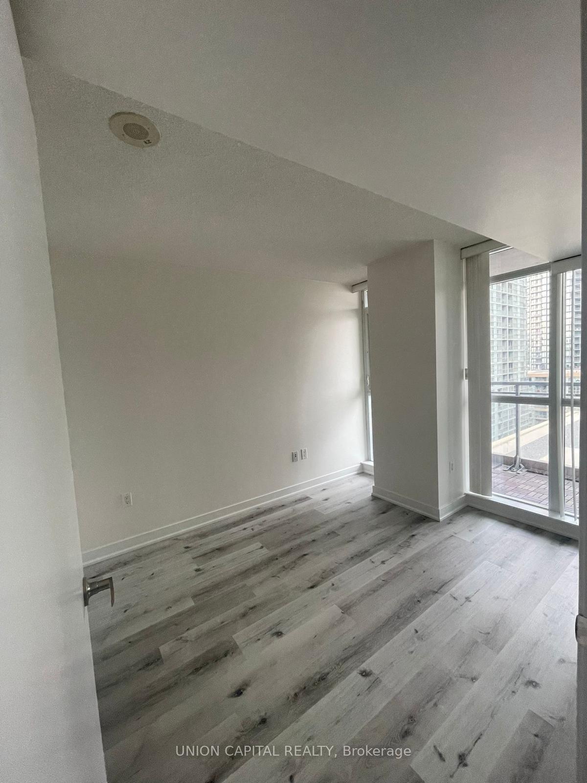 Photo 6 of Unit 1510, 151 Dan Leckie Way, Toronto, Waterfront Communities — HOMEH