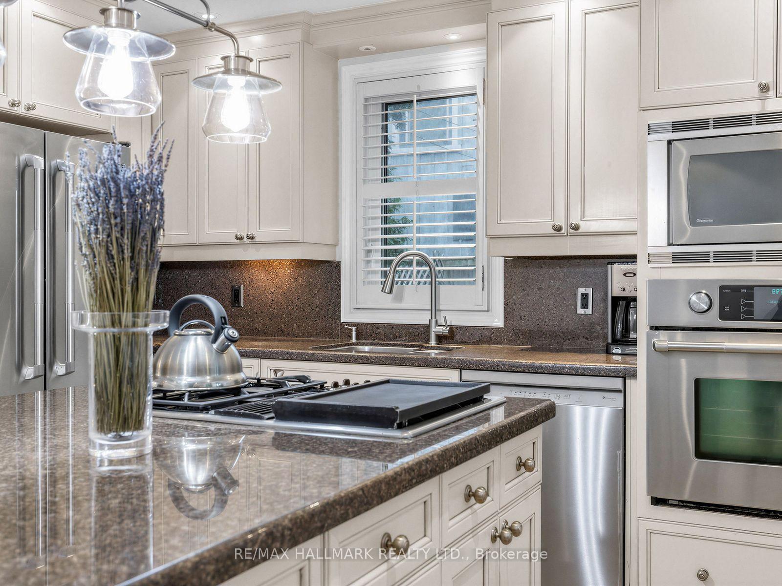 Photo 17 of 28 Condor Avenue, Toronto, Blake-Jones — HOMEH