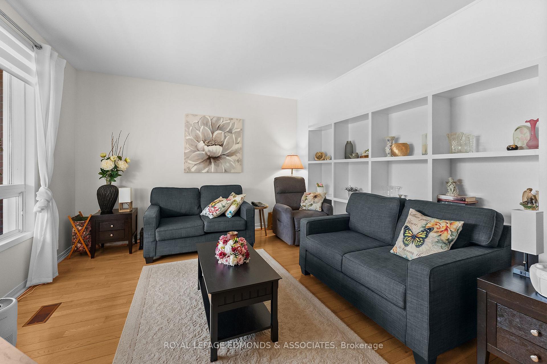 Photo 9 of 320 Alfred Street, Pembroke, Pembroke — HOMEH