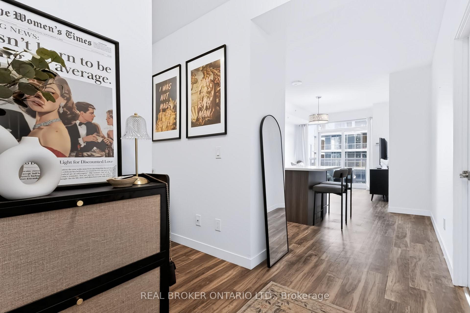 Photo 4 of Unit 1805, 2081 Fairview Street, Burlington, Freeman — HOMEH