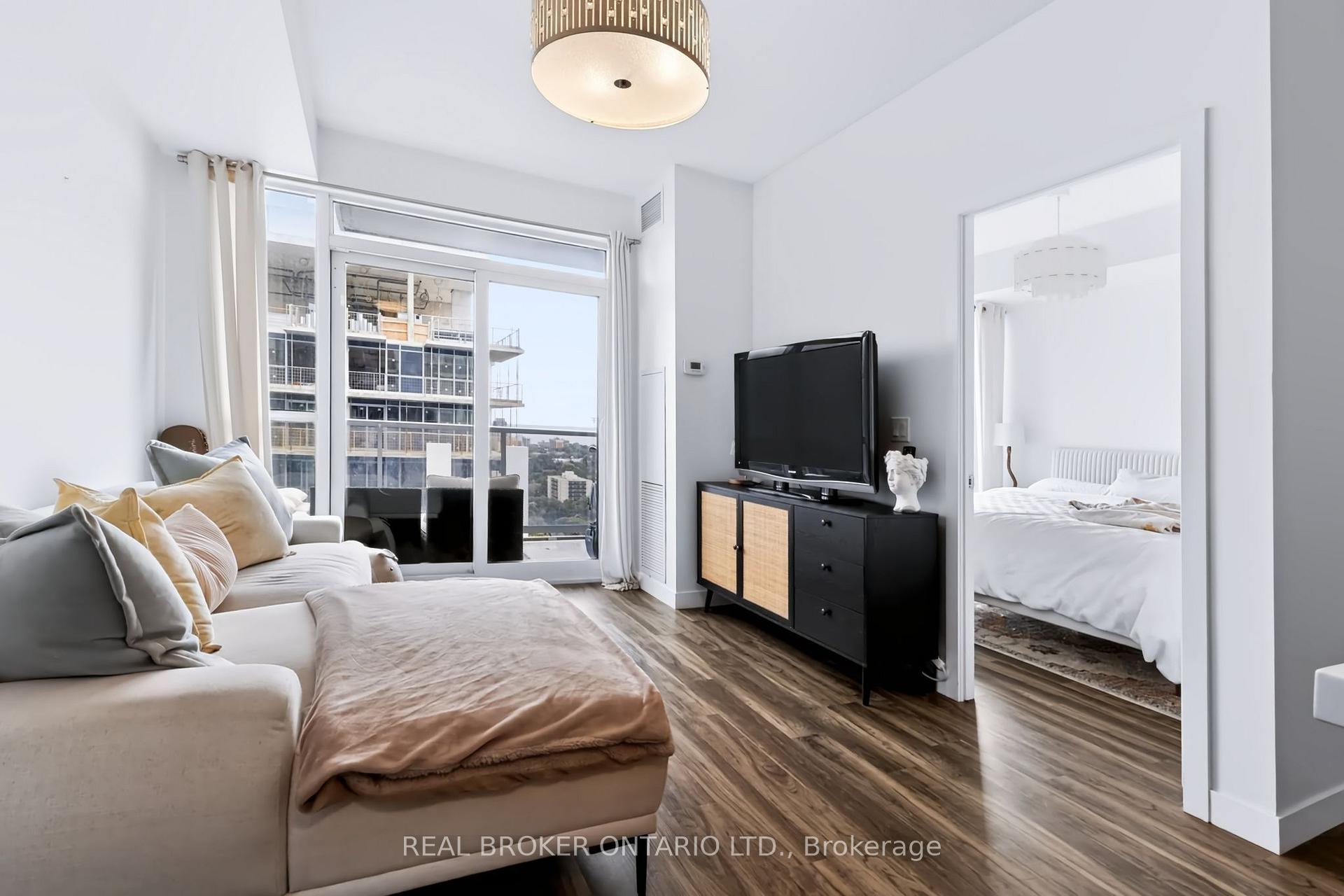 Photo 9 of Unit 1805, 2081 Fairview Street, Burlington, Freeman — HOMEH