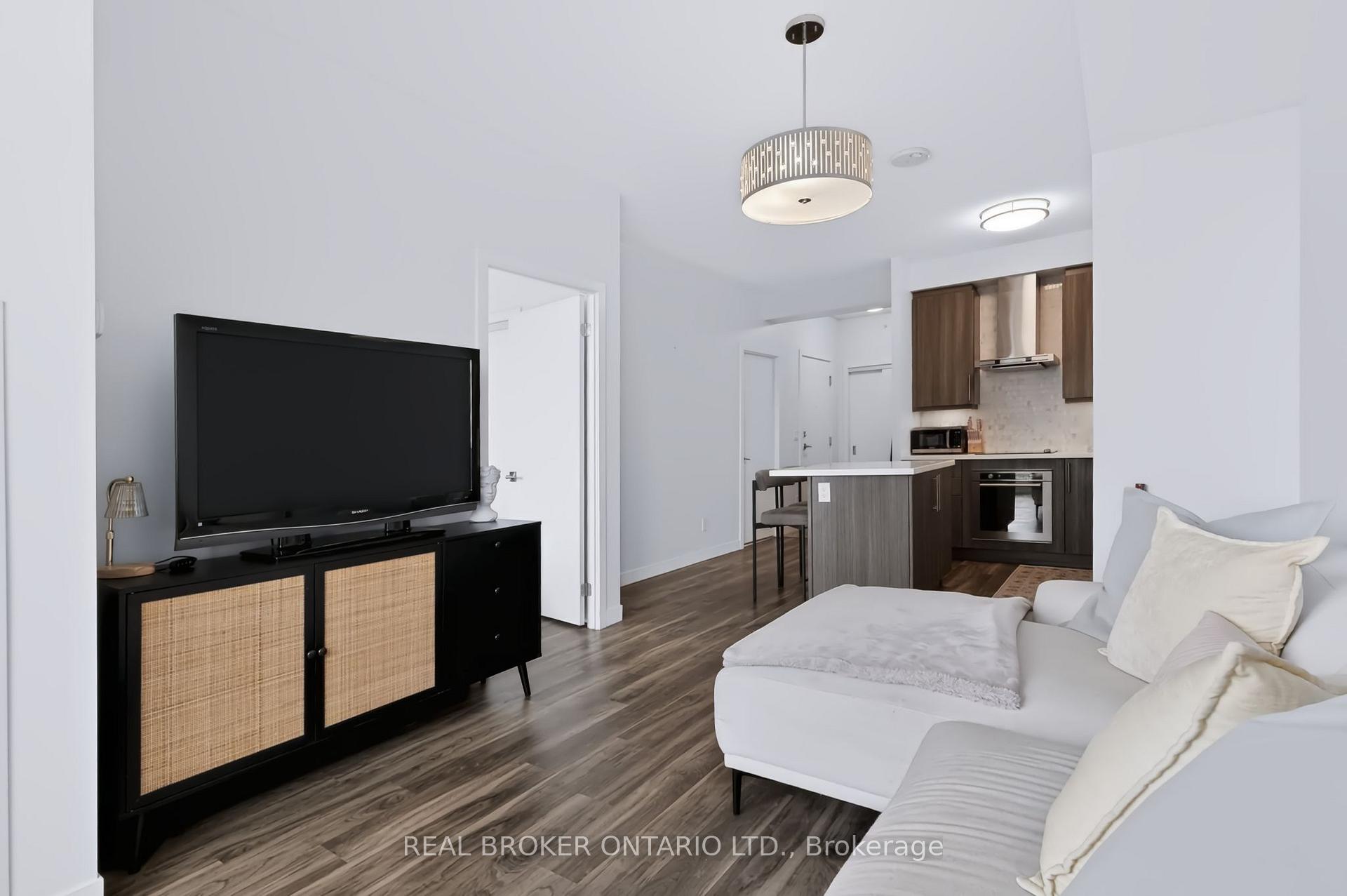 Photo 10 of Unit 1805, 2081 Fairview Street, Burlington, Freeman — HOMEH