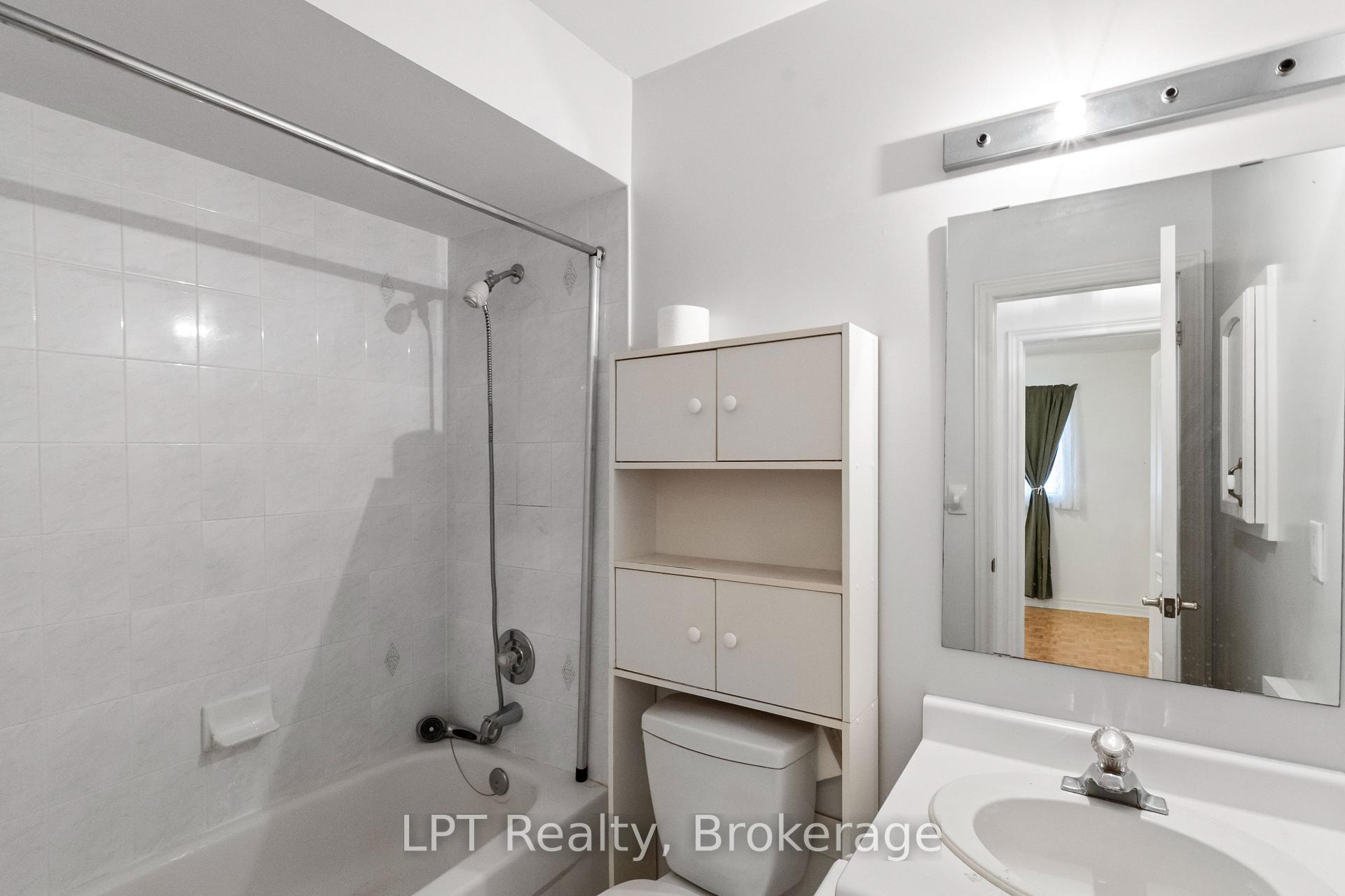 Photo 23 of 15 Esposito Drive, Caledon, Bolton East — HOMEH