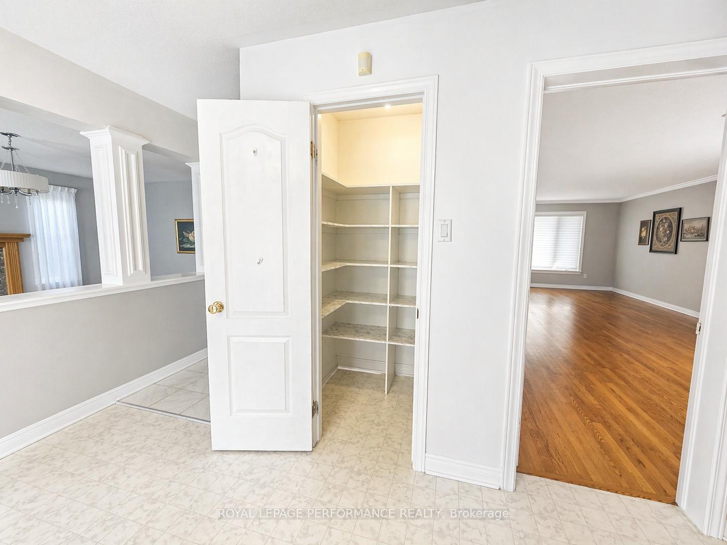 Photo 15 of 5 Mayford Avenue, Ottawa, Barrhaven East — HOMEH