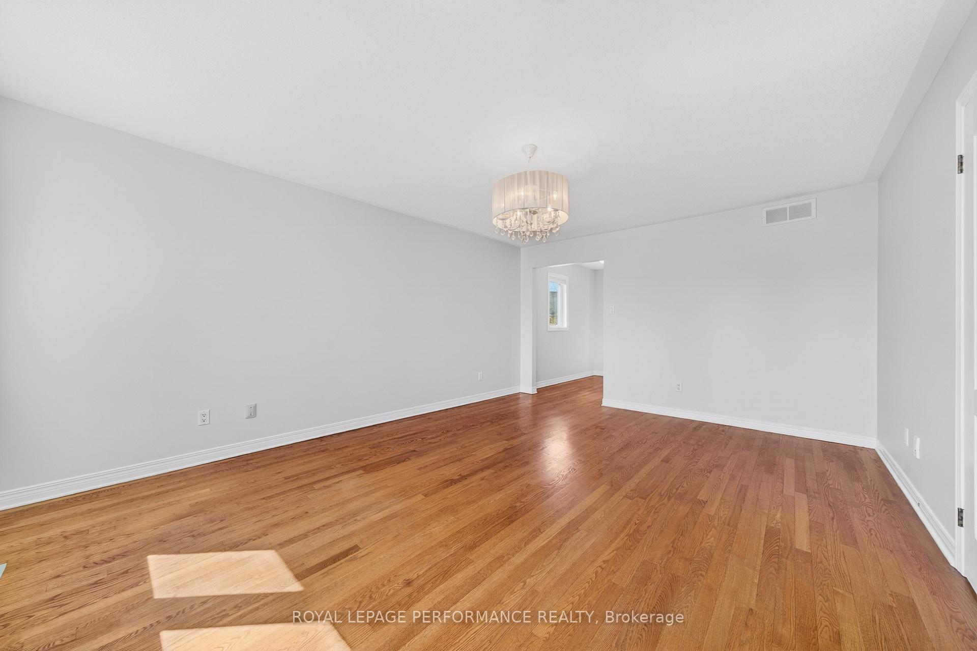 Photo 26 of 5 Mayford Avenue, Ottawa, Barrhaven East — HOMEH