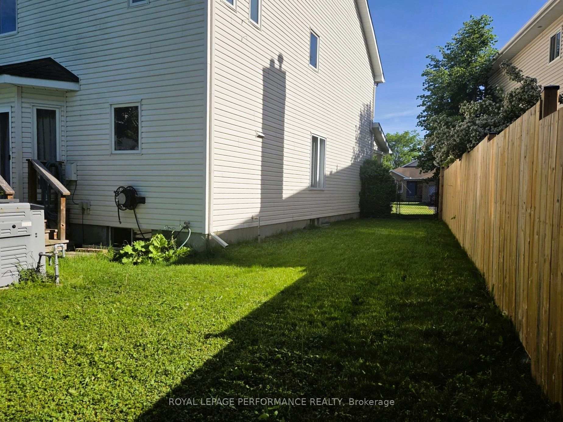 Photo 49 of 5 Mayford Avenue, Ottawa, Barrhaven East — HOMEH