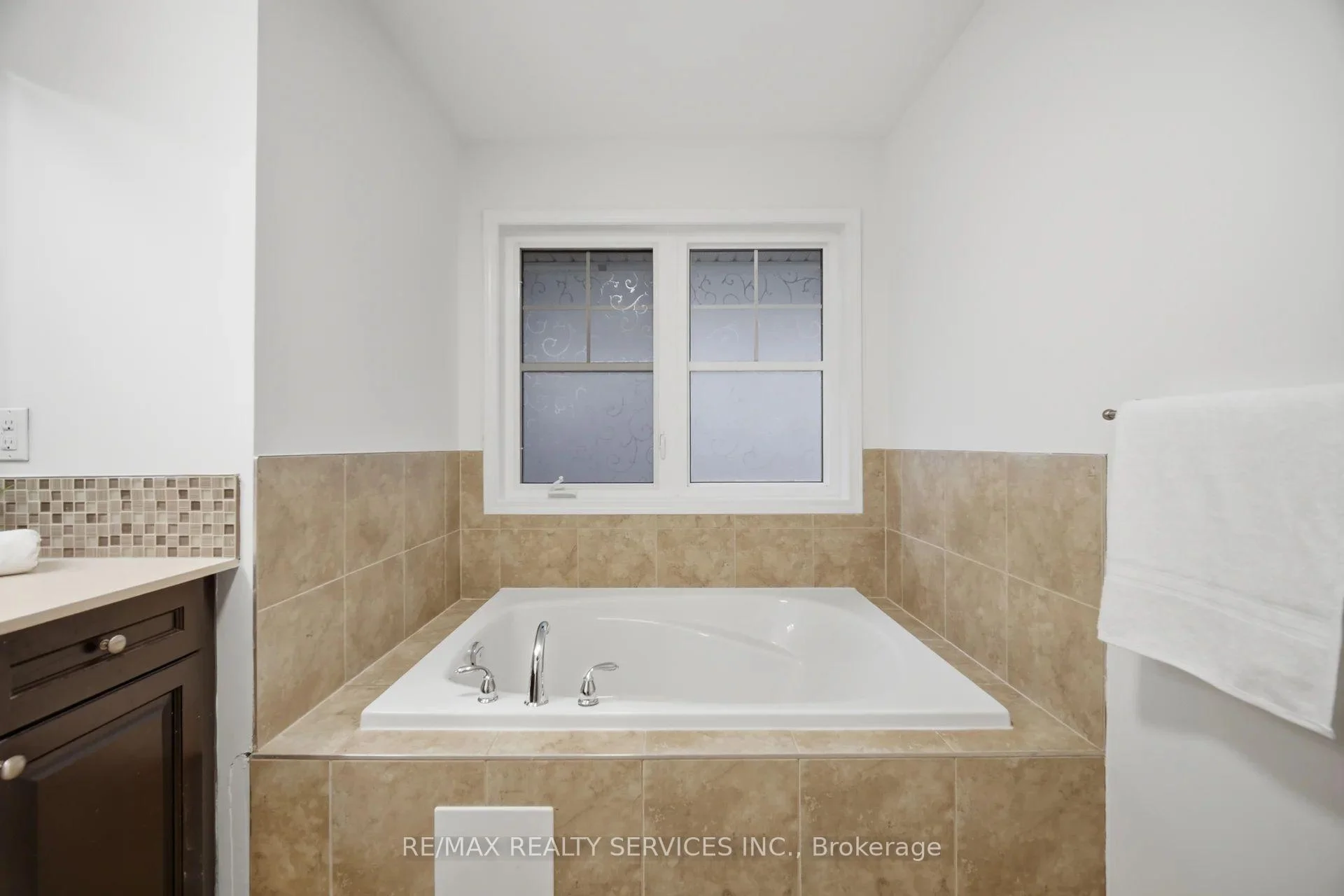 Photo 32 of 454 Grenke Place, Milton, Harrison — HOMEH