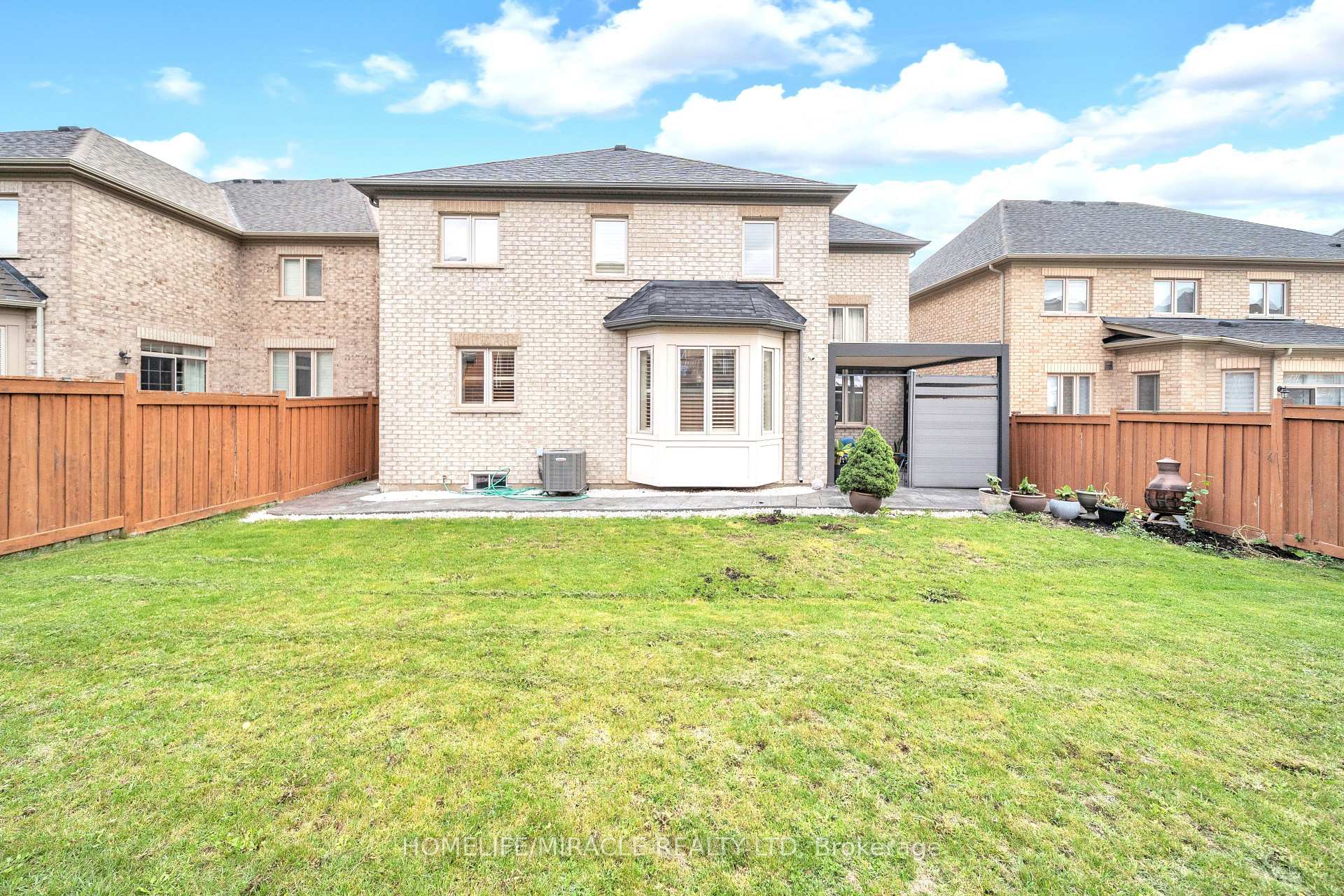 Photo 97 of 24 Haywood Drive, Brampton, Credit Valley — HOMEH