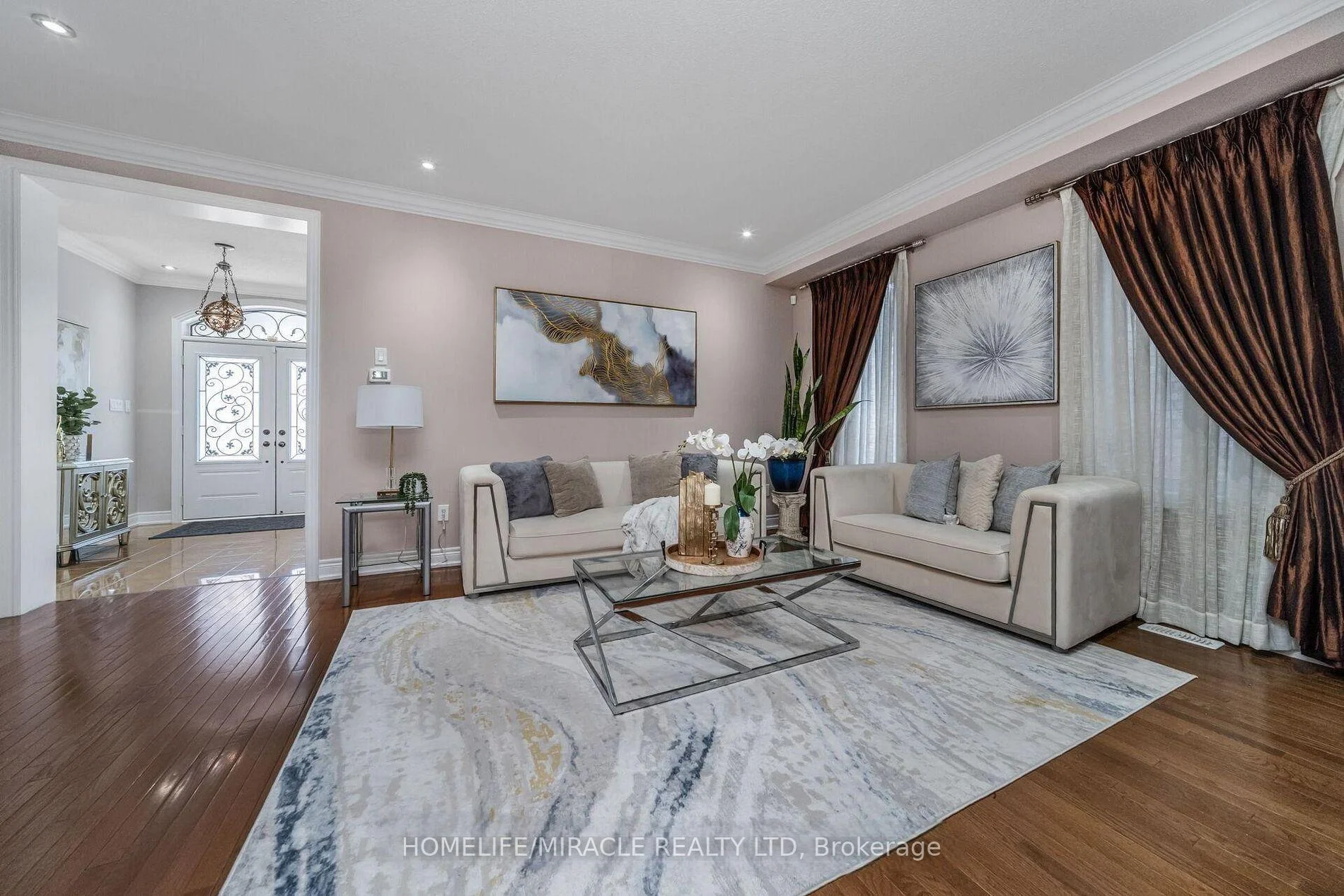 Photo 12 of 24 Haywood Drive, Brampton, Credit Valley — HOMEH