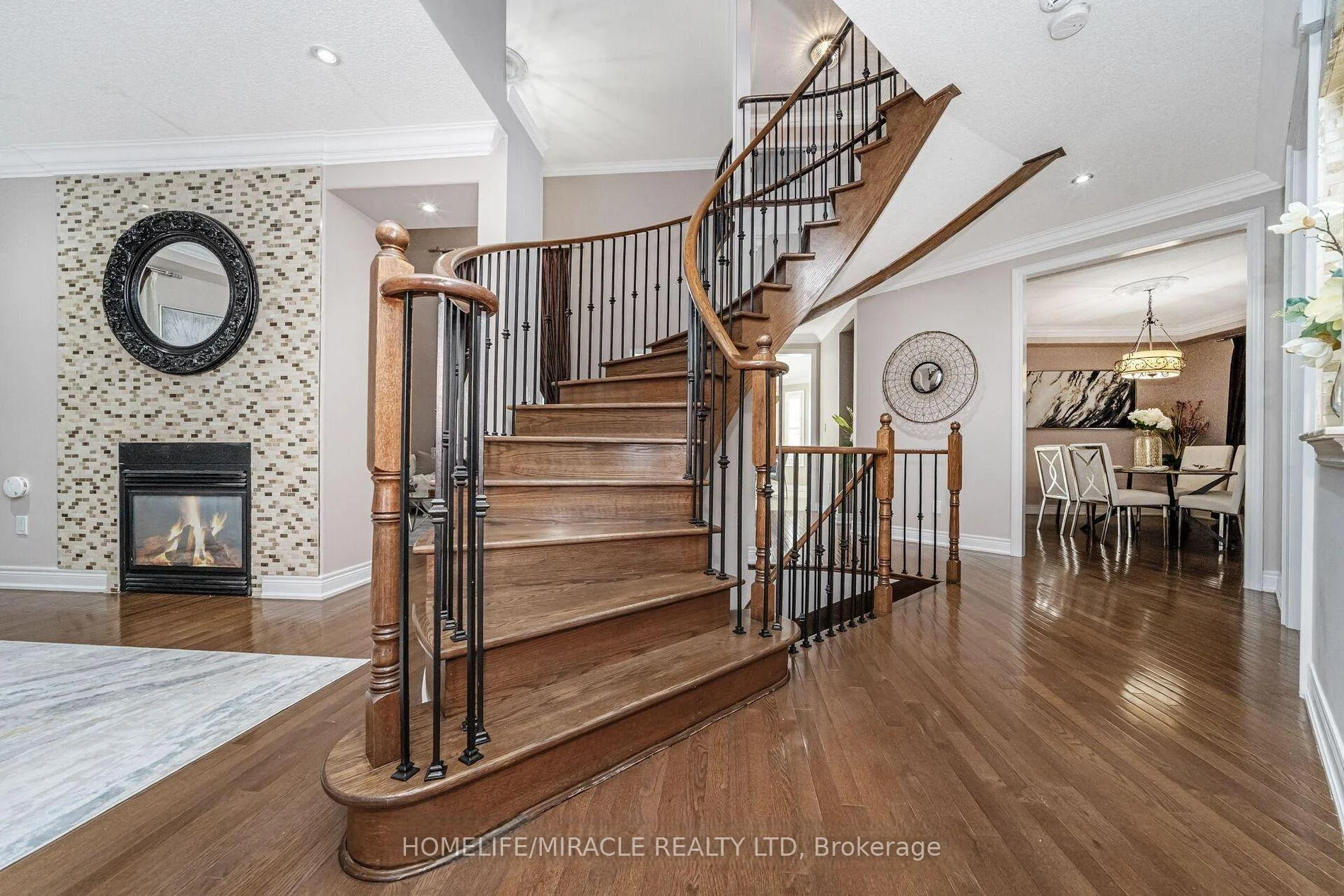 Photo 42 of 24 Haywood Drive, Brampton, Credit Valley — HOMEH