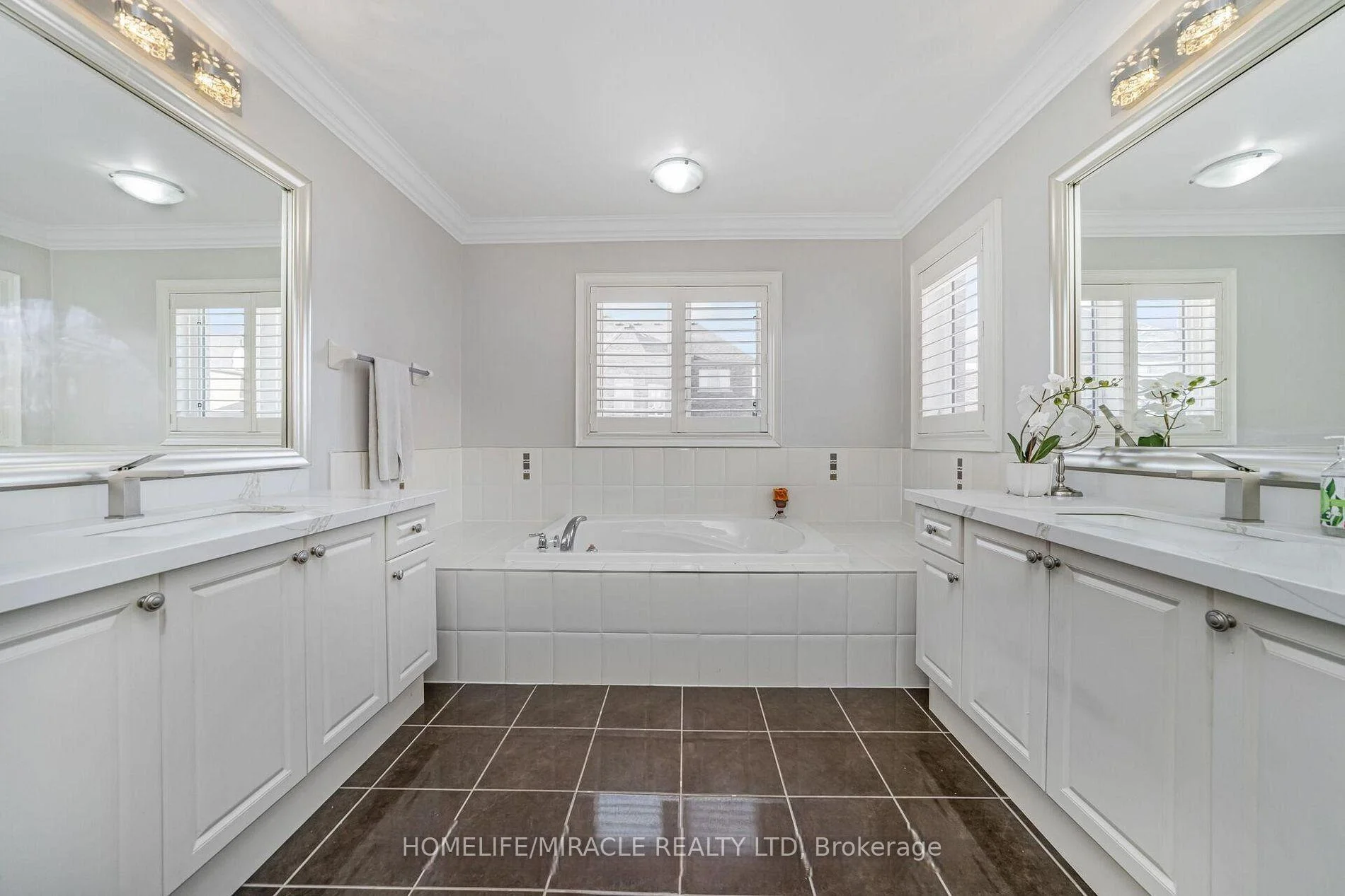 Photo 50 of 24 Haywood Drive, Brampton, Credit Valley — HOMEH
