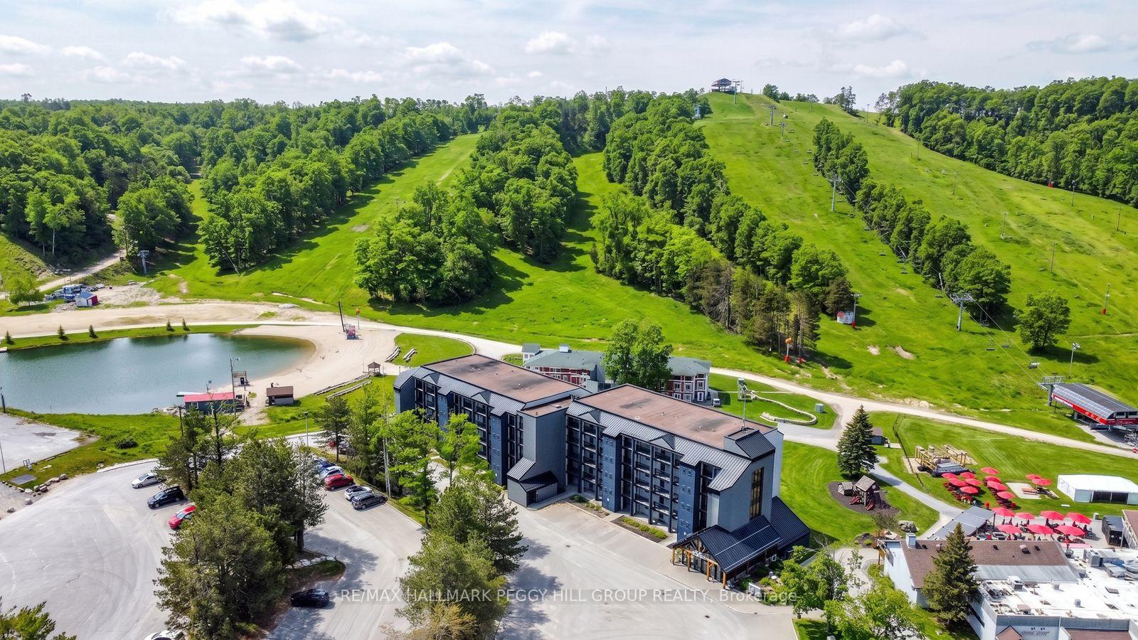 Photo 2 of Unit 503, 80 Horseshoe Boulevard, Oro-Medonte, Horseshoe Valley — HOMEH