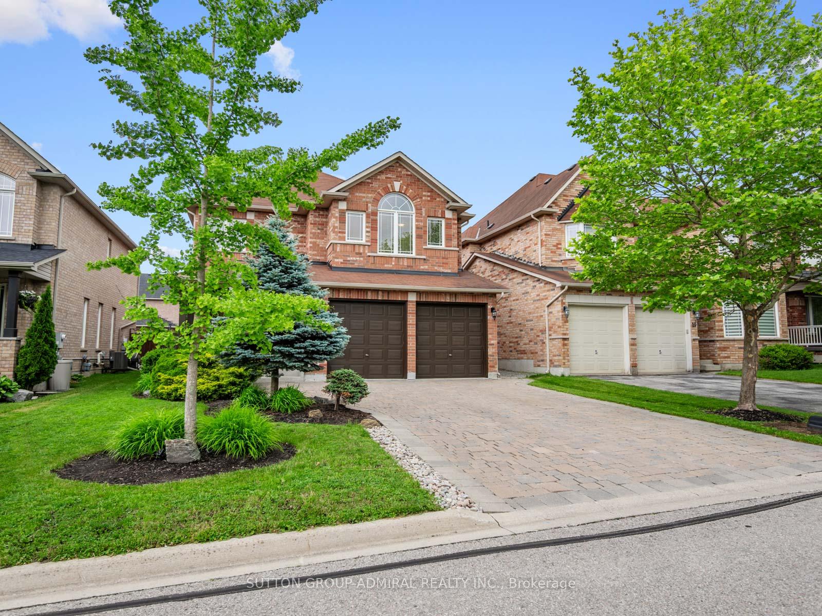 Photo 3 of 23 Kerr Lane, Aurora, Bayview Northeast — HOMEH