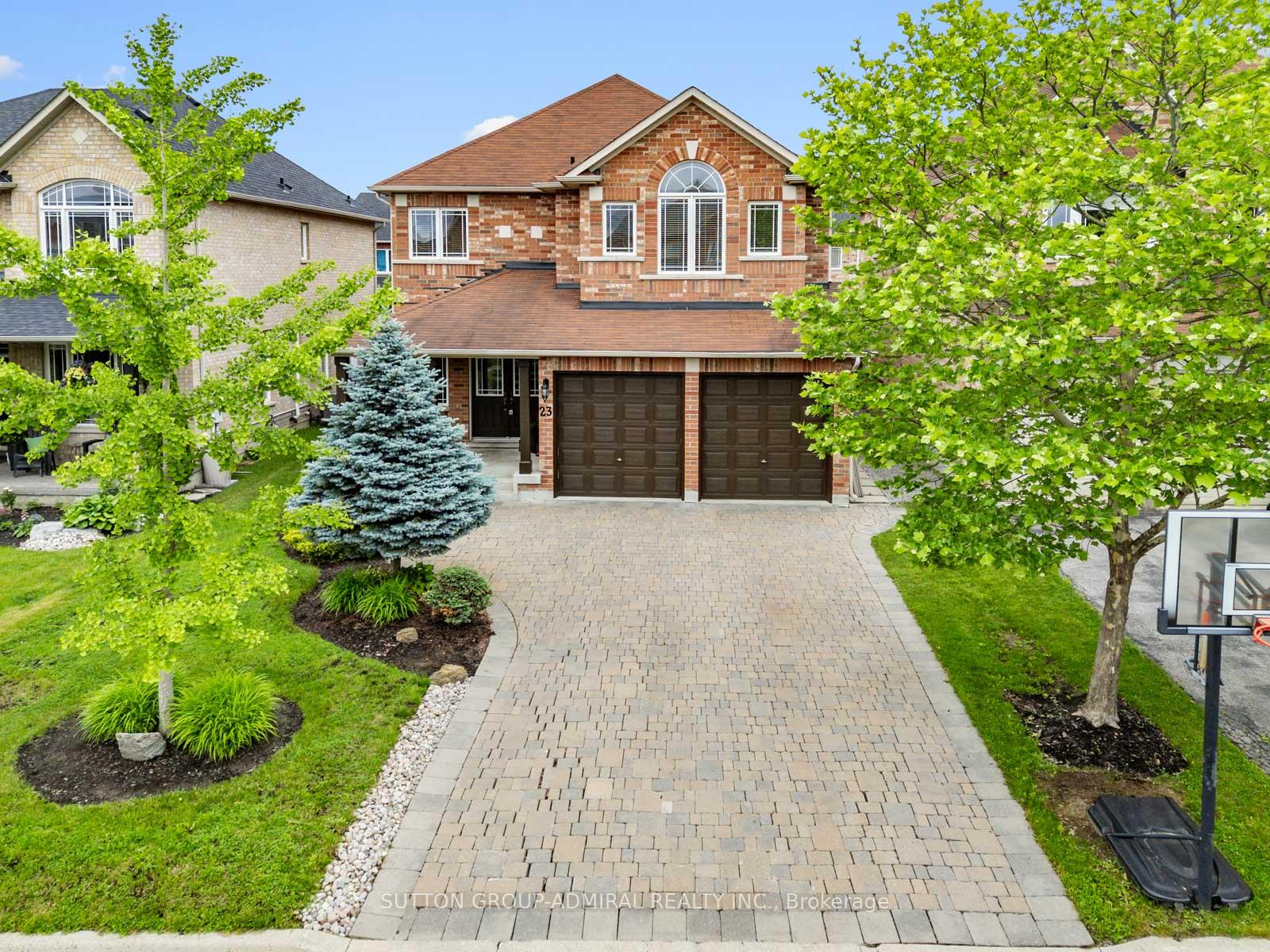 Photo 4 of 23 Kerr Lane, Aurora, Bayview Northeast — HOMEH