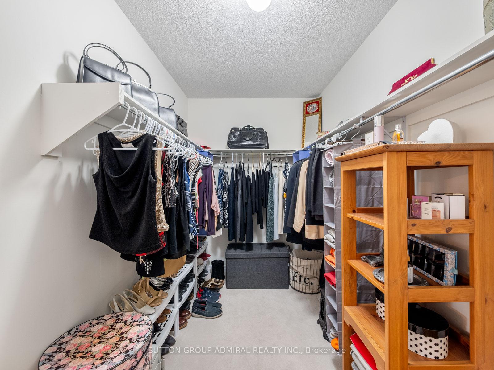Photo 31 of 23 Kerr Lane, Aurora, Bayview Northeast — HOMEH