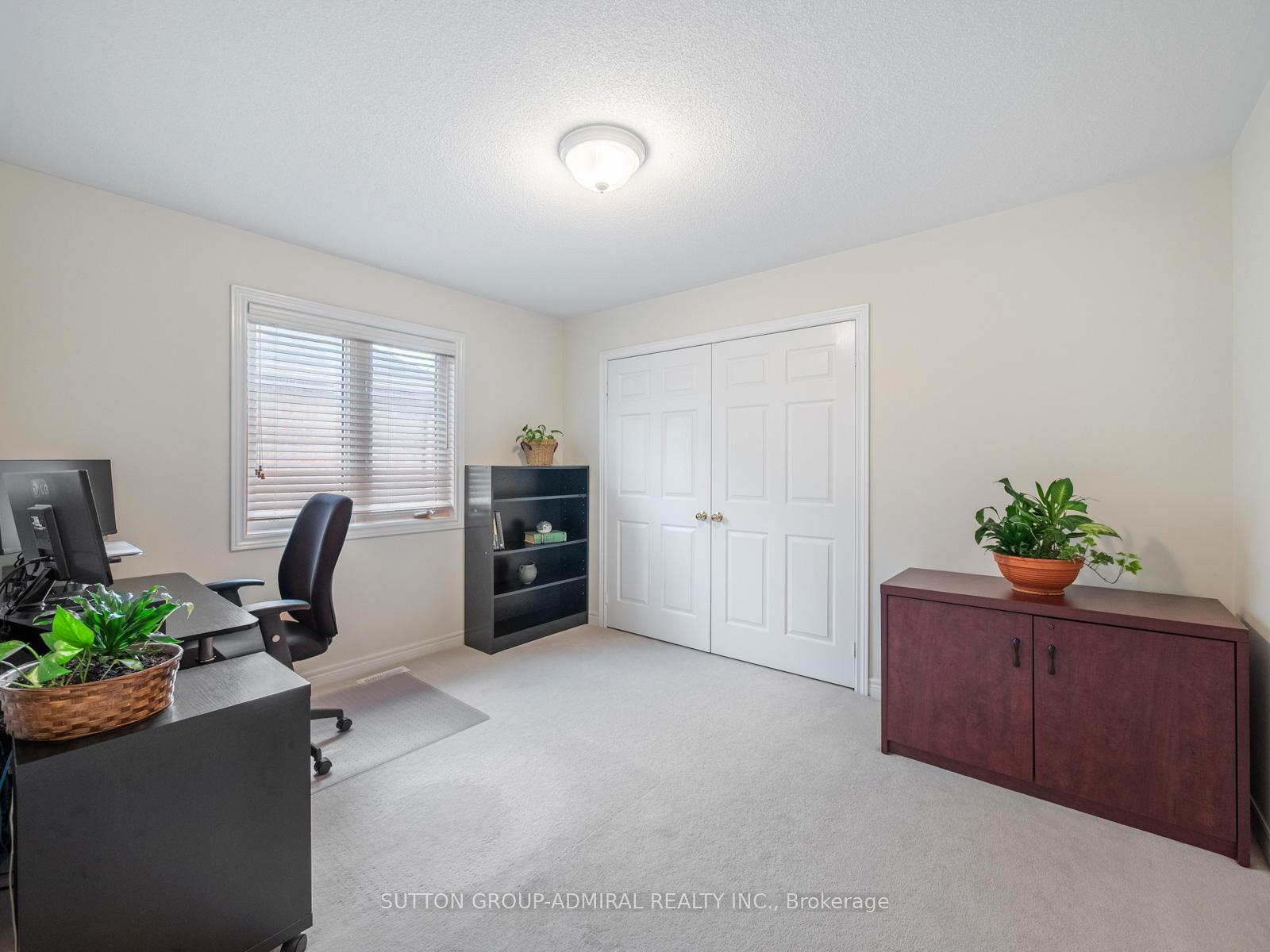 Photo 40 of 23 Kerr Lane, Aurora, Bayview Northeast — HOMEH