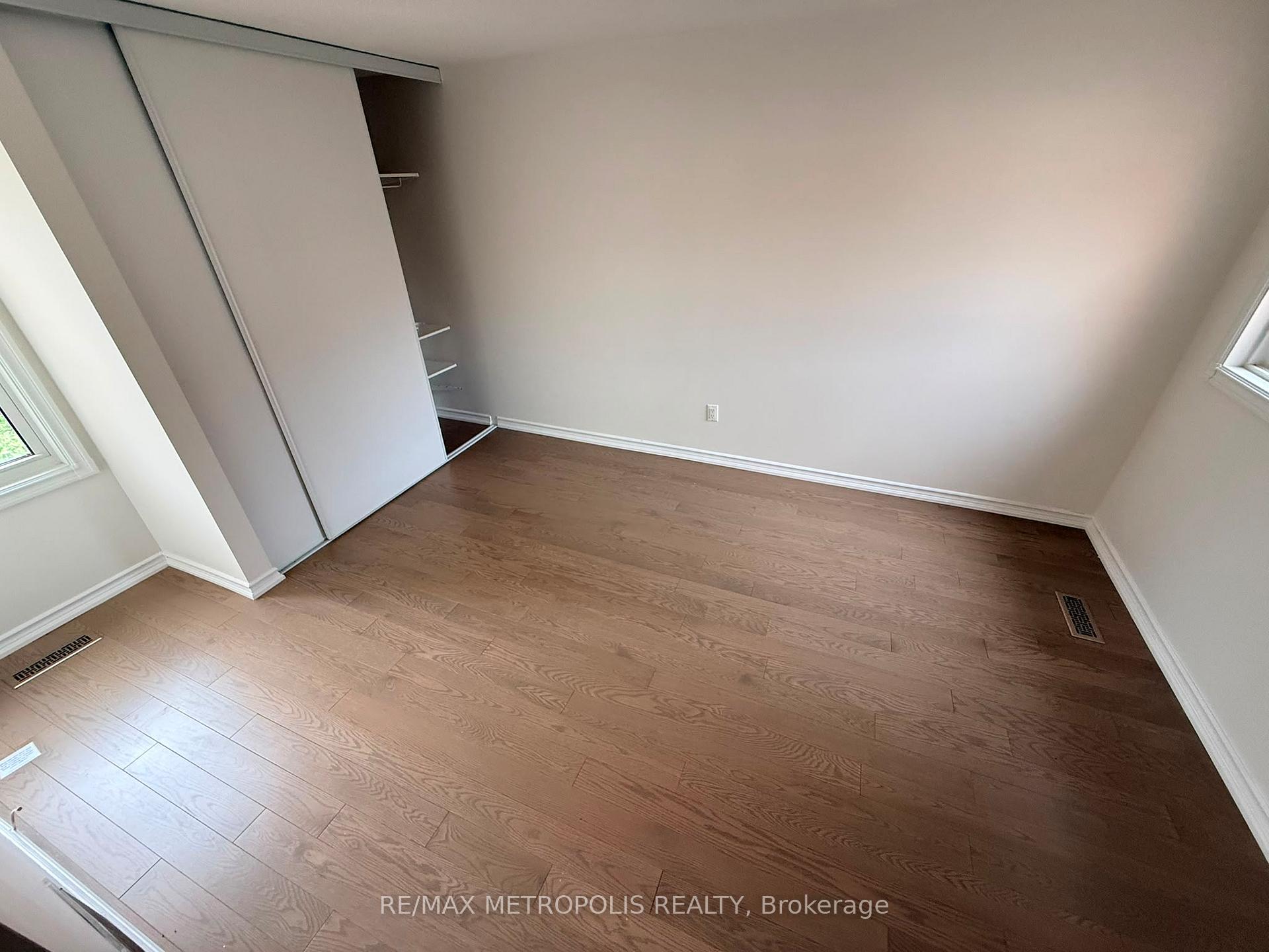 Photo 3 of Unit 26, 50 Silverbell Grove, Scarborough, Malvern — HOMEH
