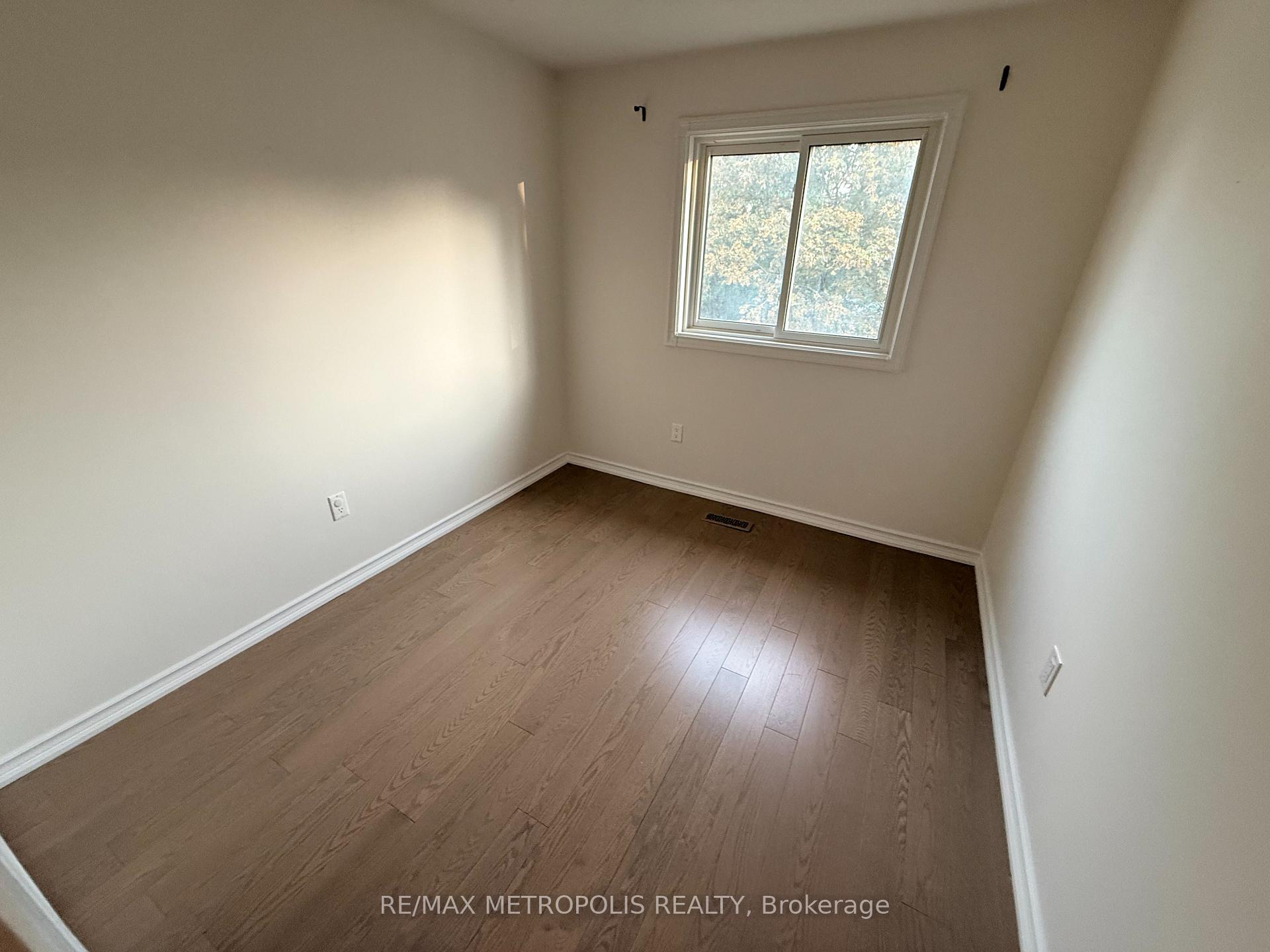 Photo 5 of Unit 26, 50 Silverbell Grove, Scarborough, Malvern — HOMEH