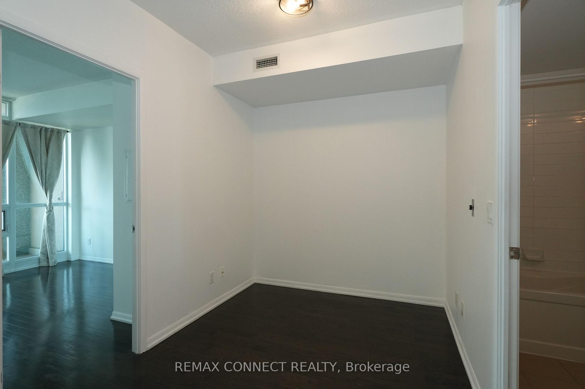 Photo 24 of Unit 2812, 215 Fort York Boulevard, Toronto, Niagara — HOMEH
