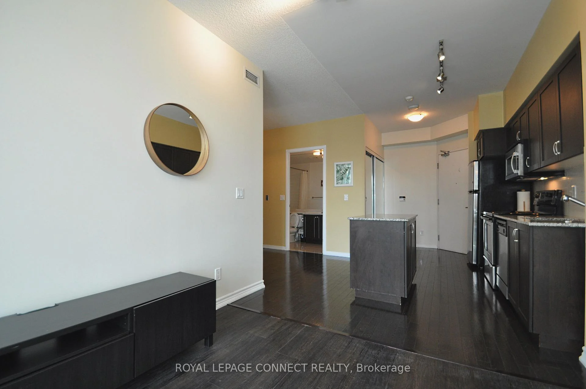 Photo 5 of Unit 2812, 215 Fort York Boulevard, Toronto, Niagara — HOMEH
