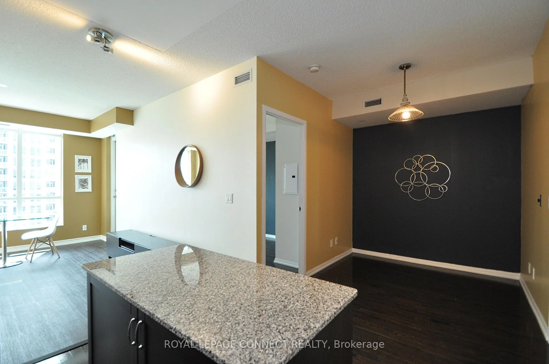 Photo 12 of Unit 2812, 215 Fort York Boulevard, Toronto, Niagara — HOMEH