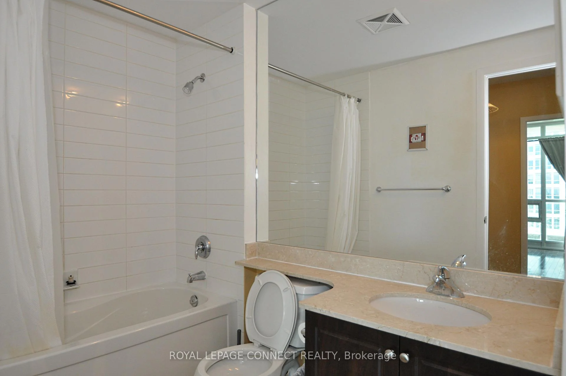 Photo 16 of Unit 2812, 215 Fort York Boulevard, Toronto, Niagara — HOMEH