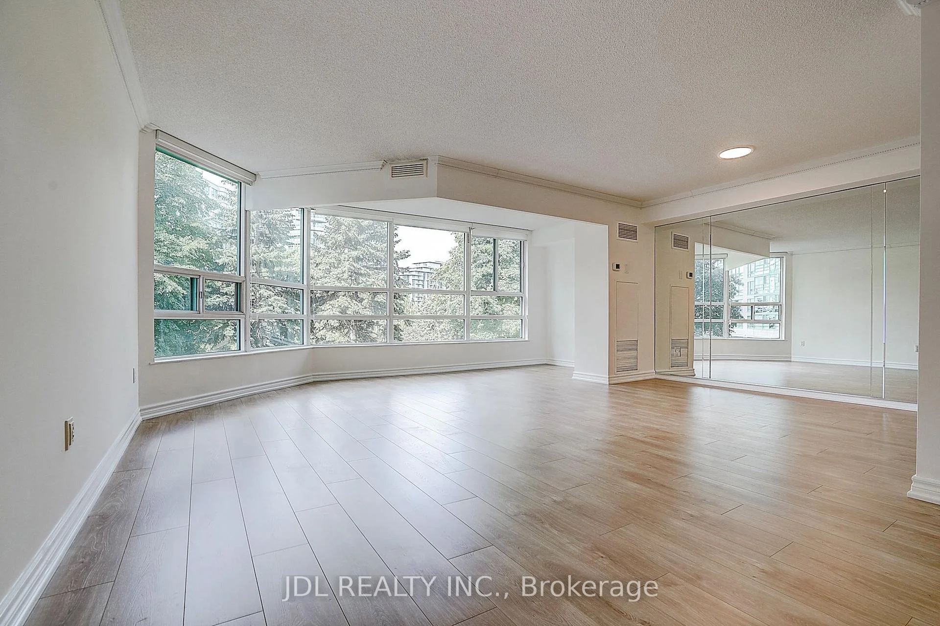 Photo 25 of Unit 219, 7825 Bayview Avenue, Markham, Aileen-Willowbrook — HOMEH