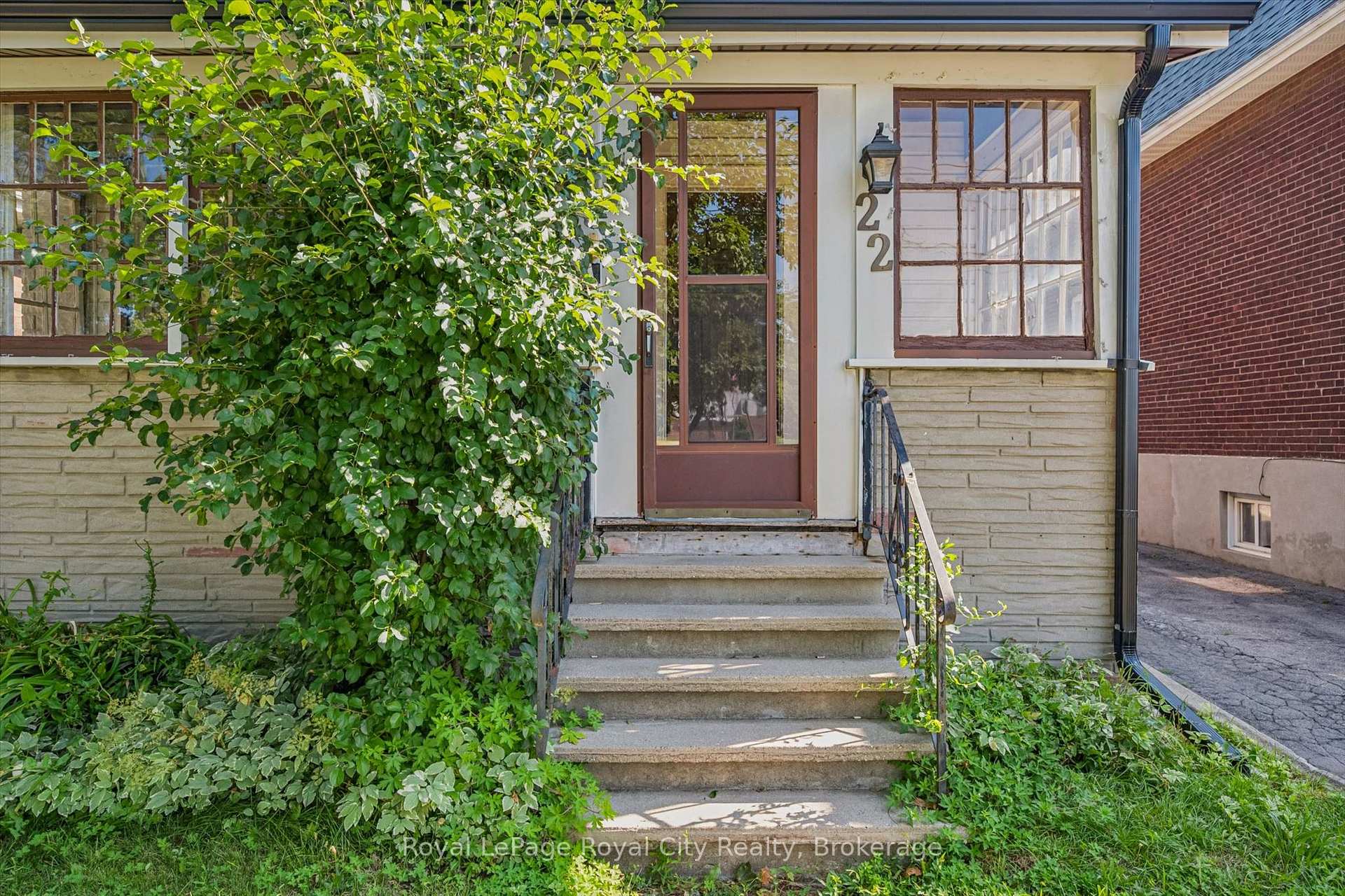 Photo 9 of 22 Boult Avenue, Guelph, St. Patrick's Ward — HOMEH
