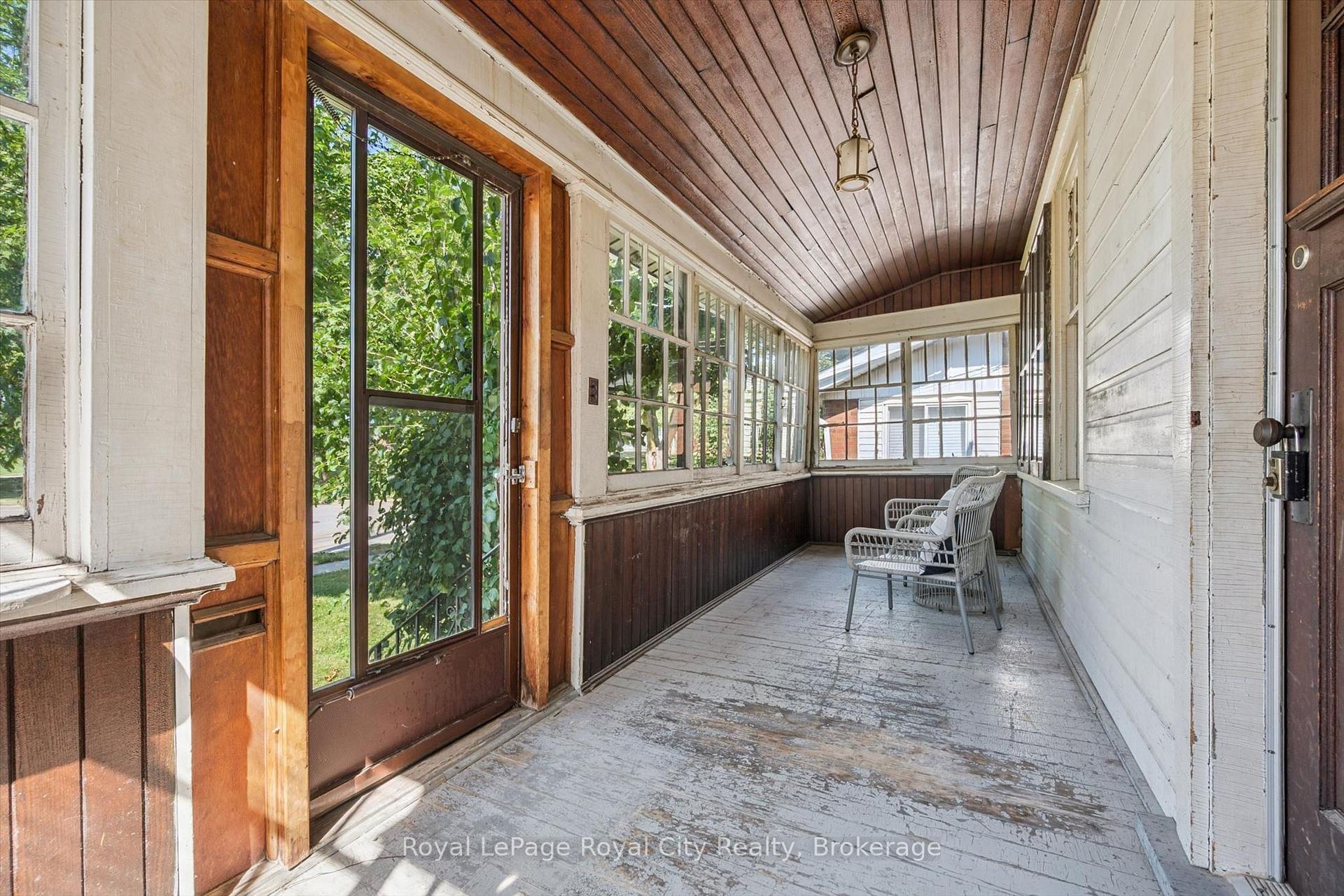 Photo 10 of 22 Boult Avenue, Guelph, St. Patrick's Ward — HOMEH