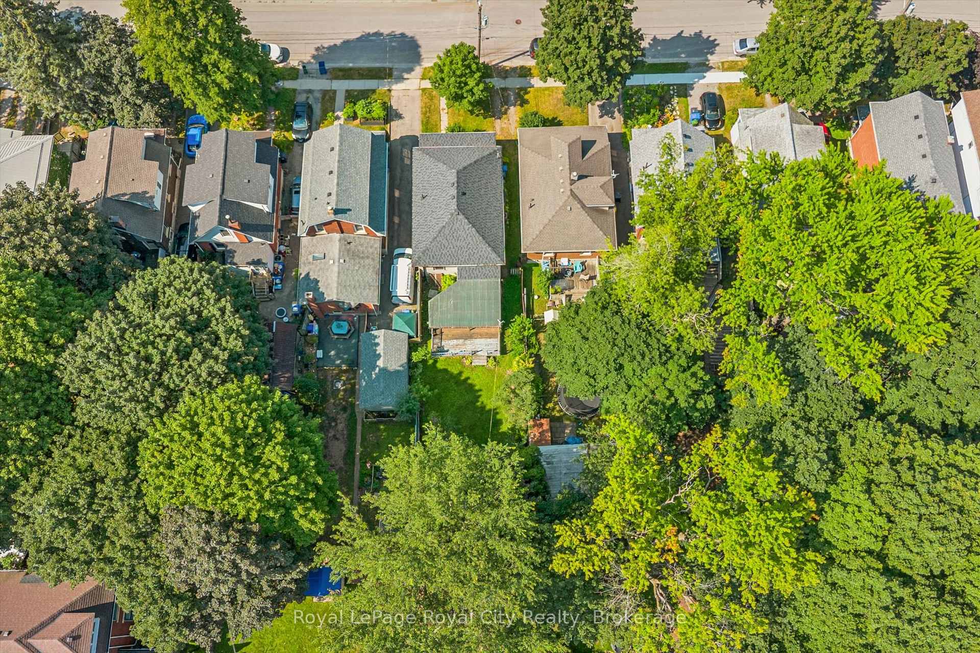 Photo 45 of 22 Boult Avenue, Guelph, St. Patrick's Ward — HOMEH