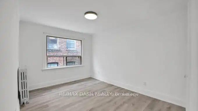Photo 59 of Unit 31, 917 St Clair Avenue W, Toronto, Wychwood — HOMEH