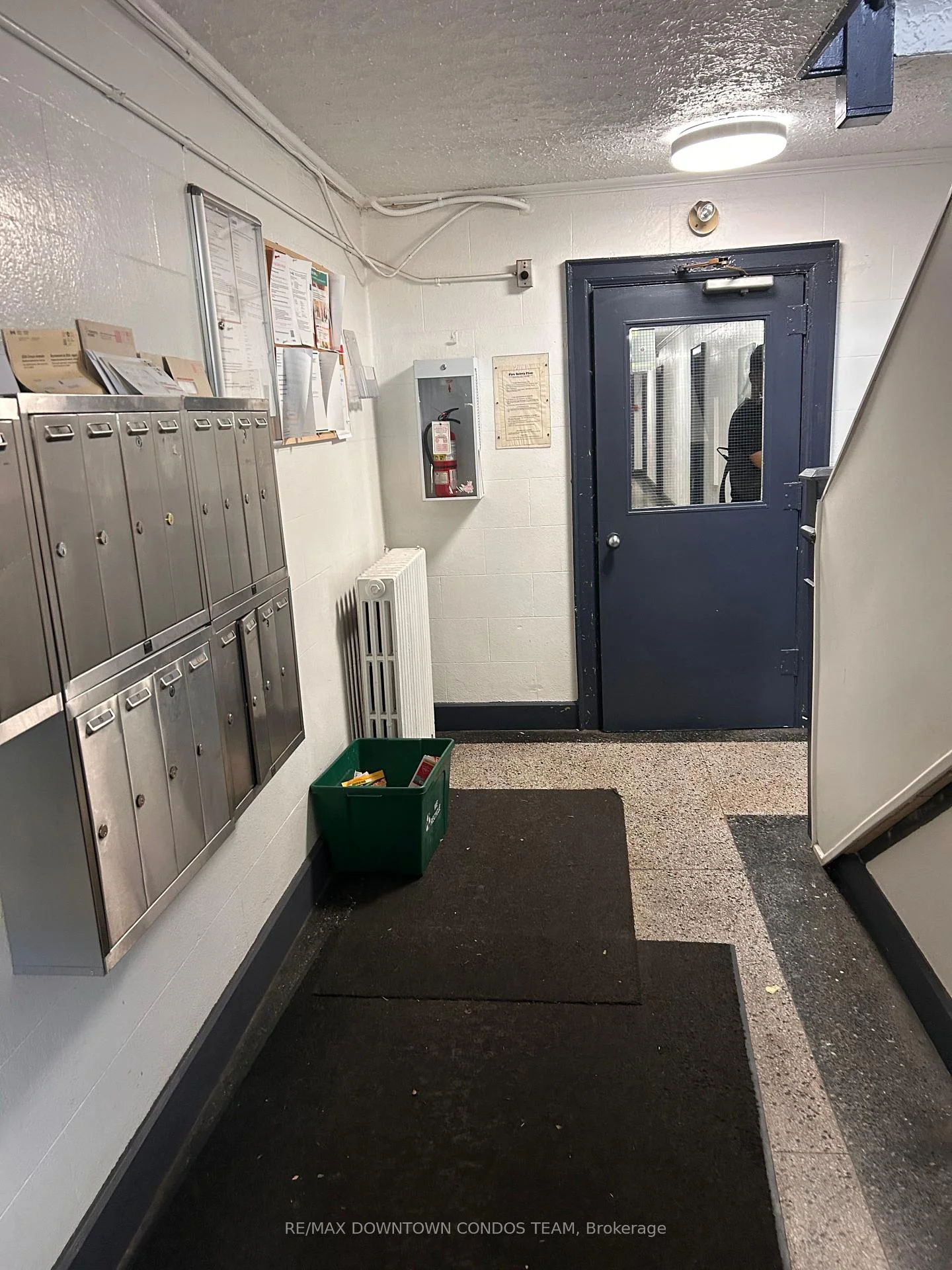 Photo 12 of Unit 31, 917 St Clair Avenue W, Toronto, Wychwood — HOMEH