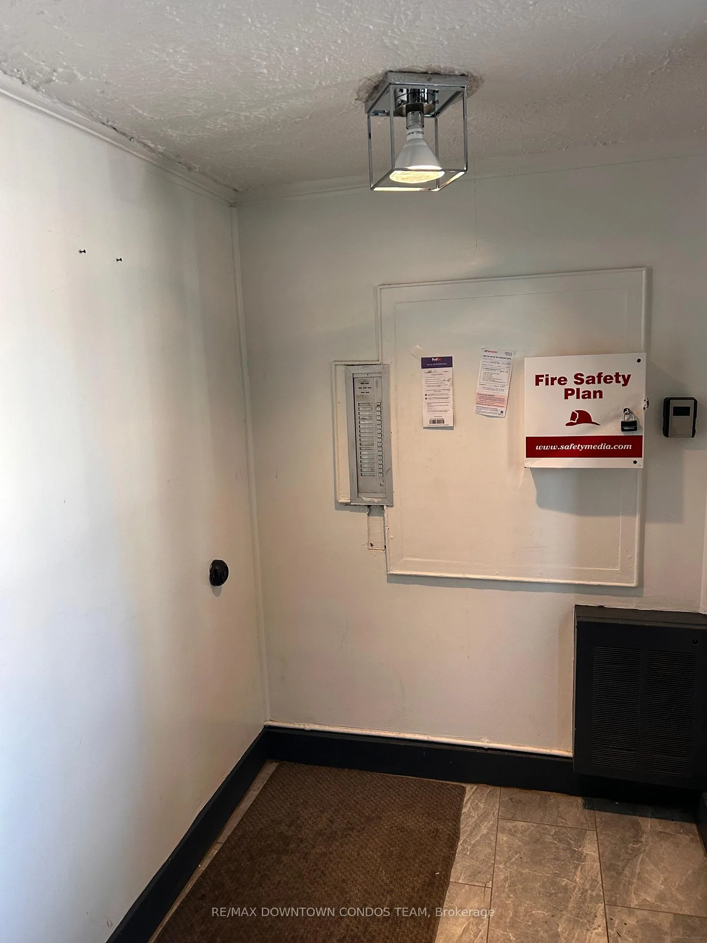 Photo 16 of Unit 31, 917 St Clair Avenue W, Toronto, Wychwood — HOMEH