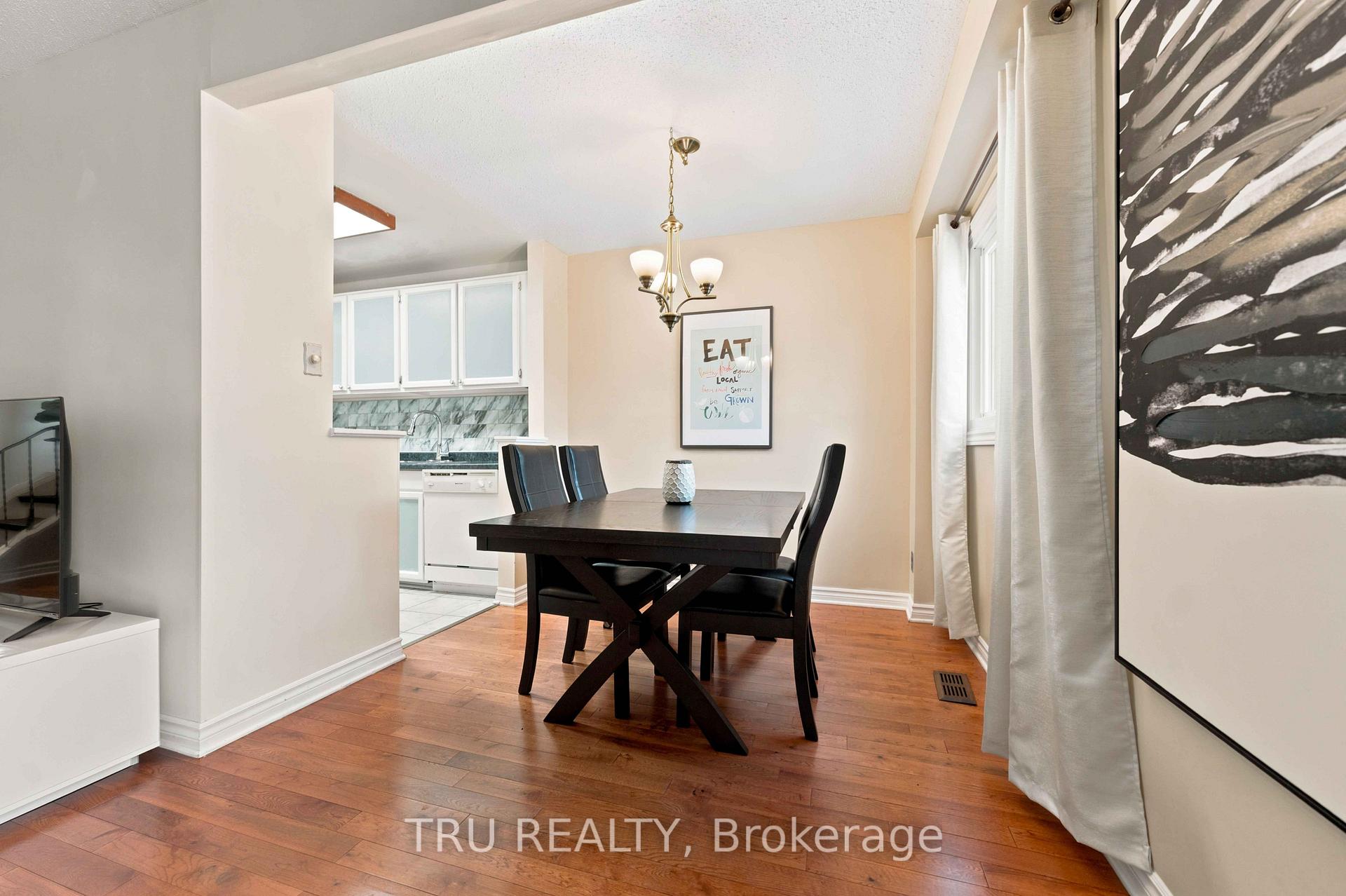 Photo 14 of 2154 Orient Park Drive, Ottawa, Blackburn Hamlet (South) — HOMEH