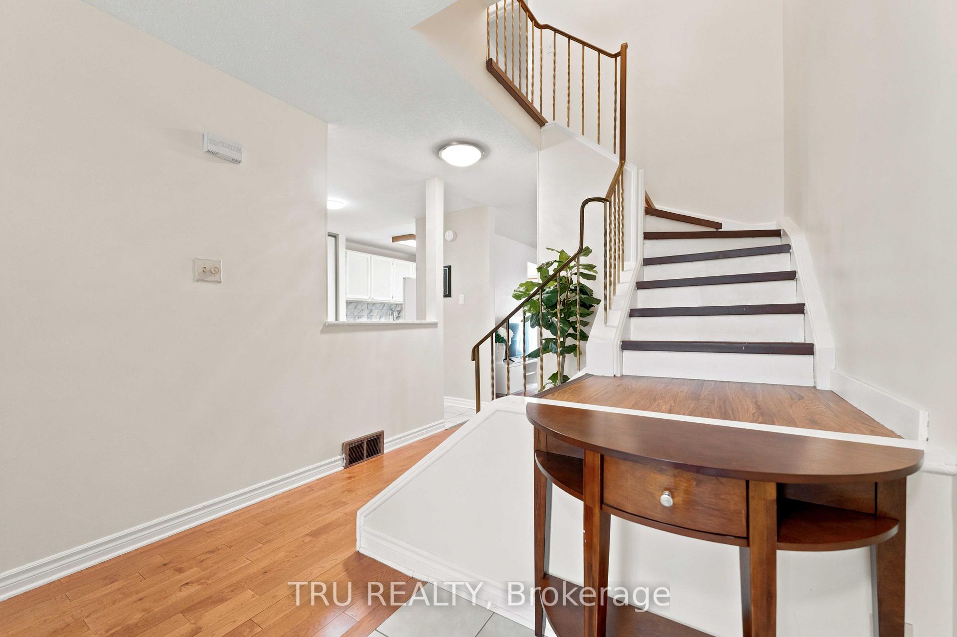 Photo 24 of 2154 Orient Park Drive, Ottawa, Blackburn Hamlet (South) — HOMEH