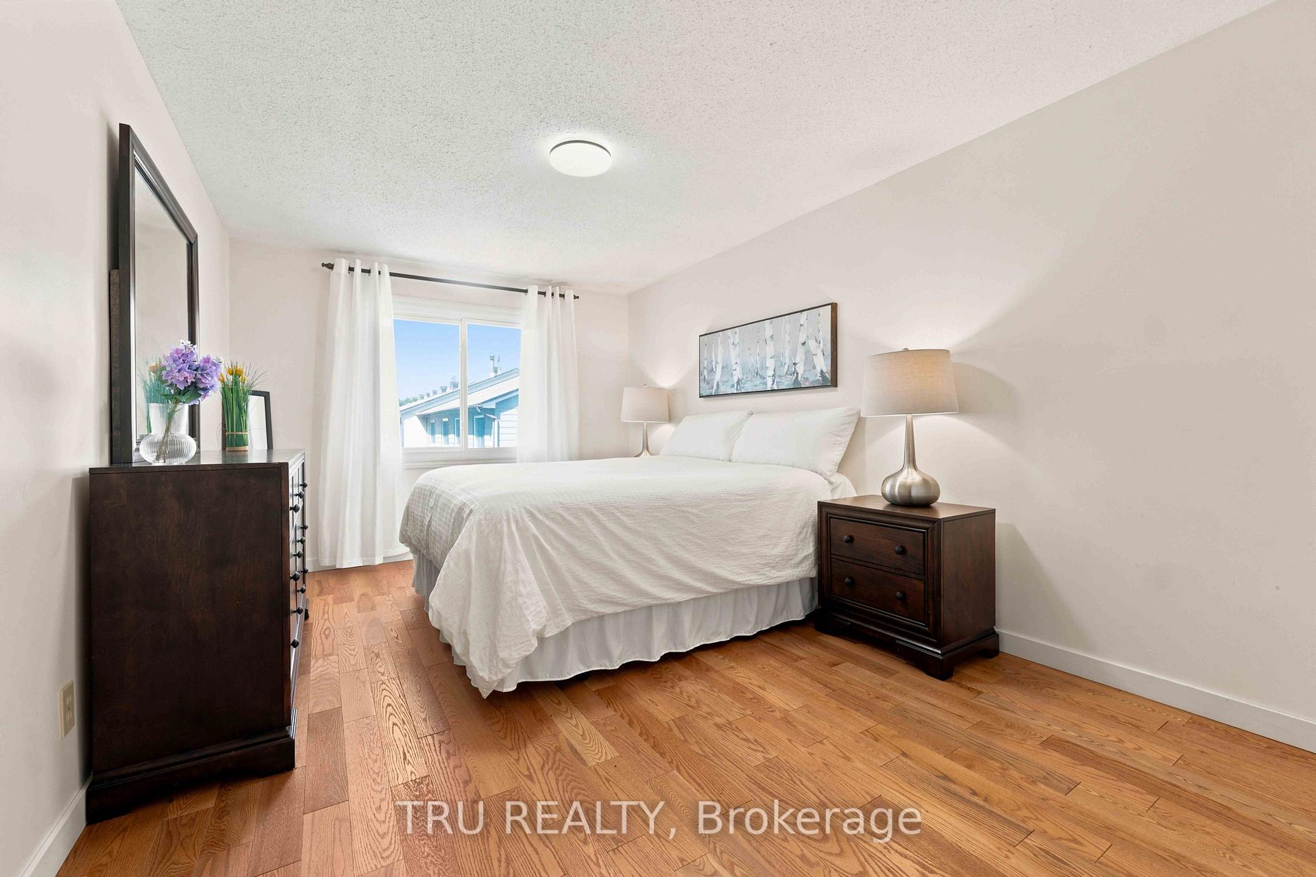 Photo 27 of 2154 Orient Park Drive, Ottawa, Blackburn Hamlet (South) — HOMEH
