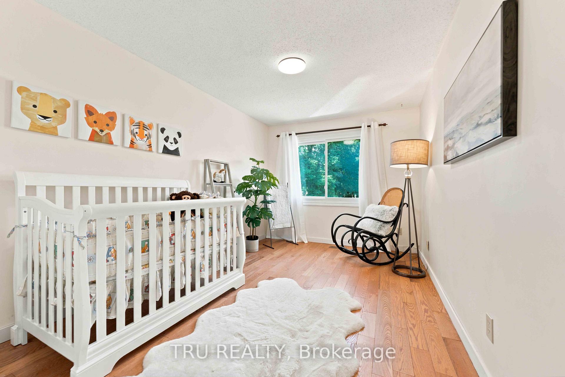 Photo 32 of 2154 Orient Park Drive, Ottawa, Blackburn Hamlet (South) — HOMEH