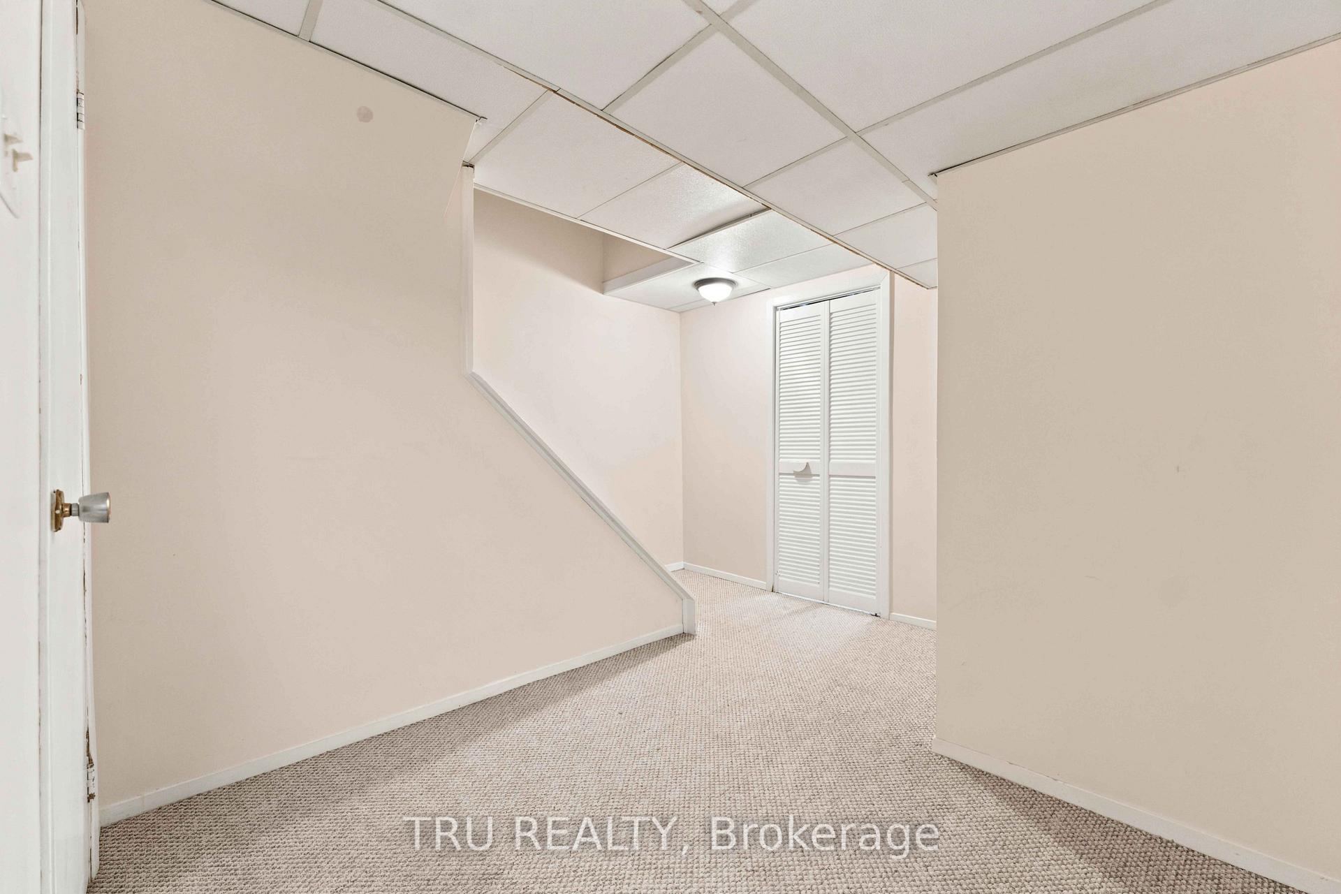 Photo 36 of 2154 Orient Park Drive, Ottawa, Blackburn Hamlet (South) — HOMEH