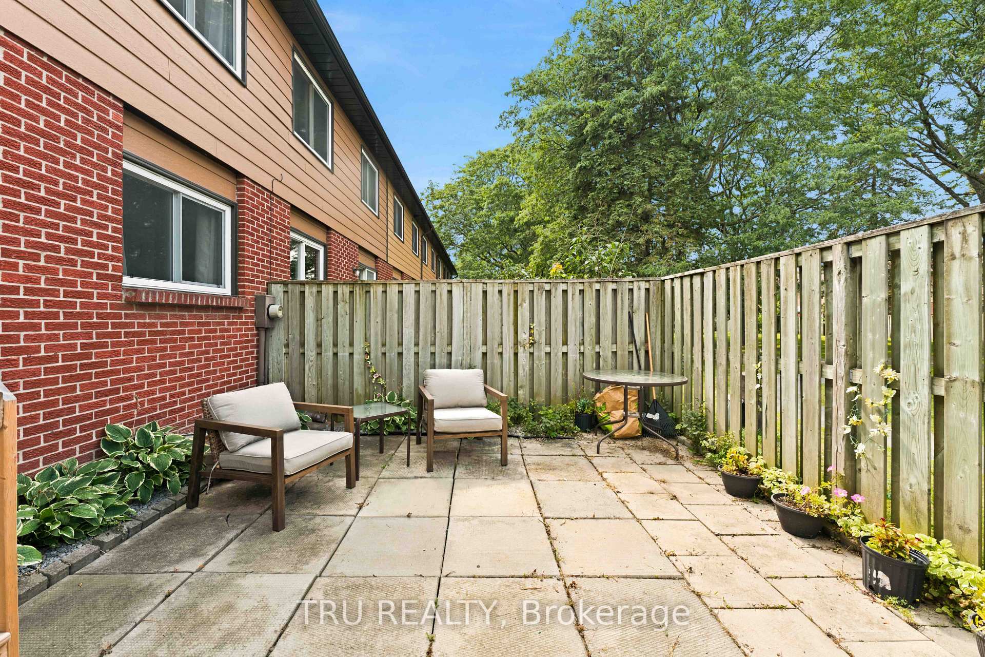 Photo 42 of 2154 Orient Park Drive, Ottawa, Blackburn Hamlet (South) — HOMEH