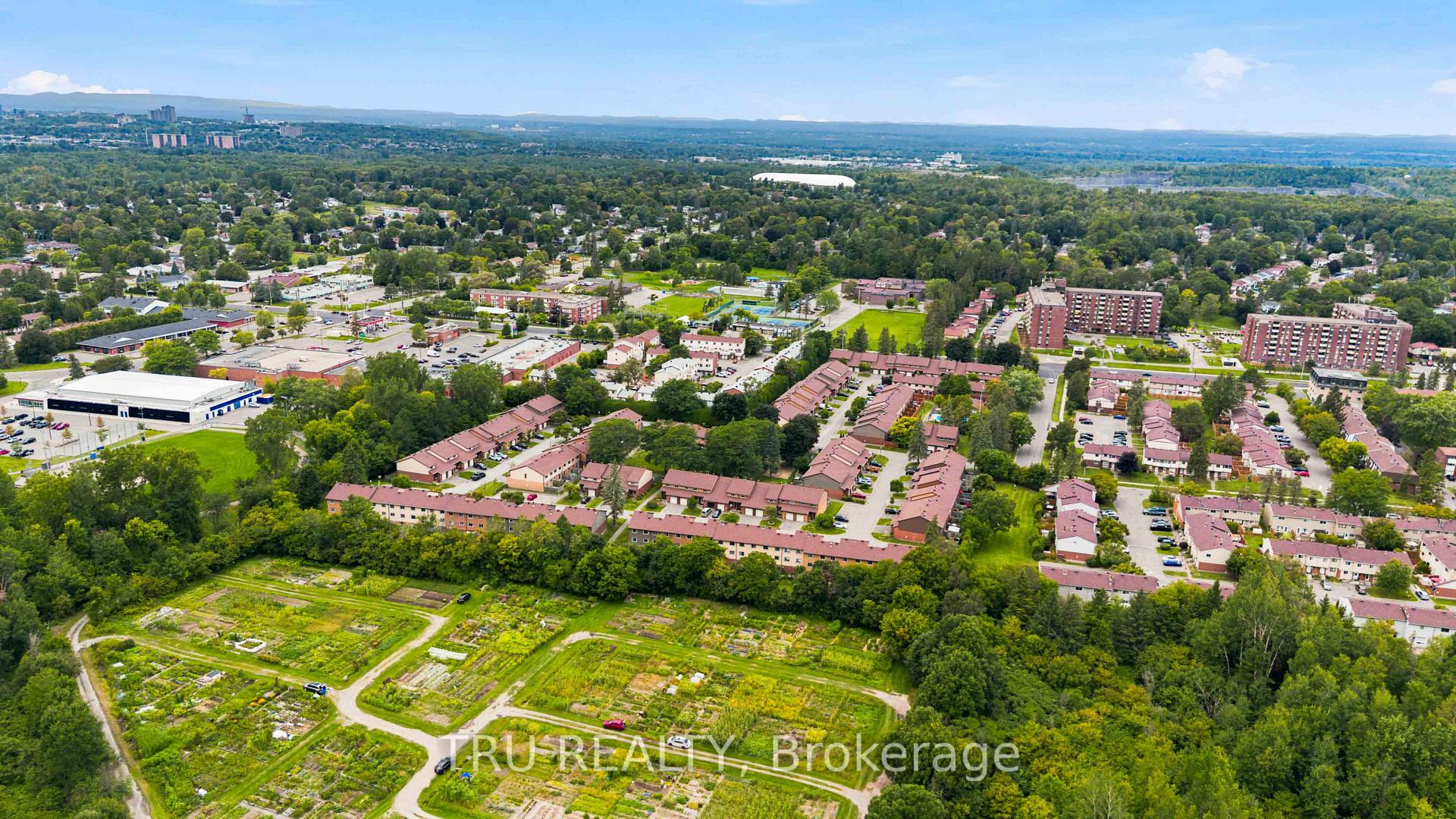 Photo 47 of 2154 Orient Park Drive, Ottawa, Blackburn Hamlet (South) — HOMEH