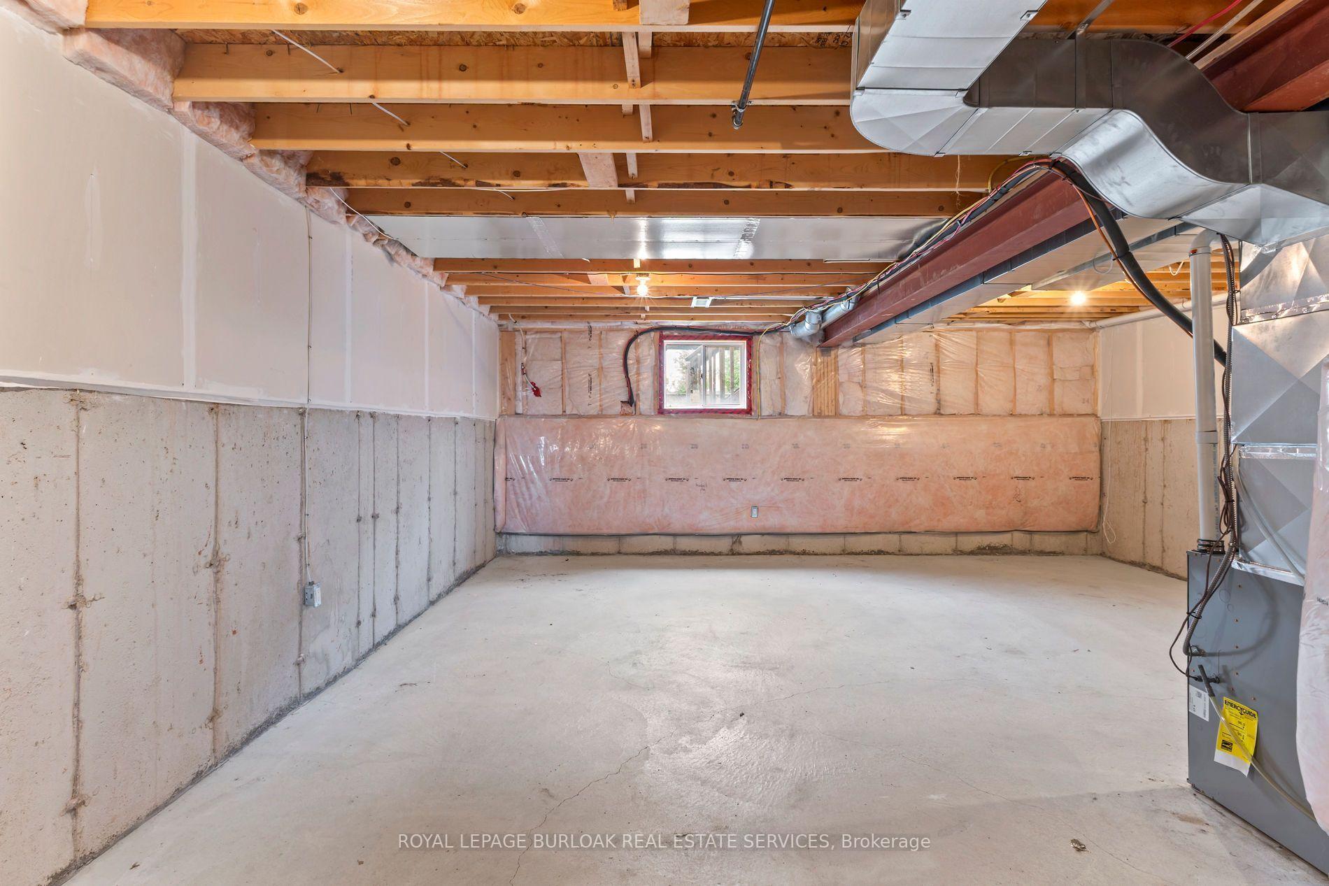 Photo 26 of 5055 Alyssa Drive, Lincoln, Beamsville — HOMEH