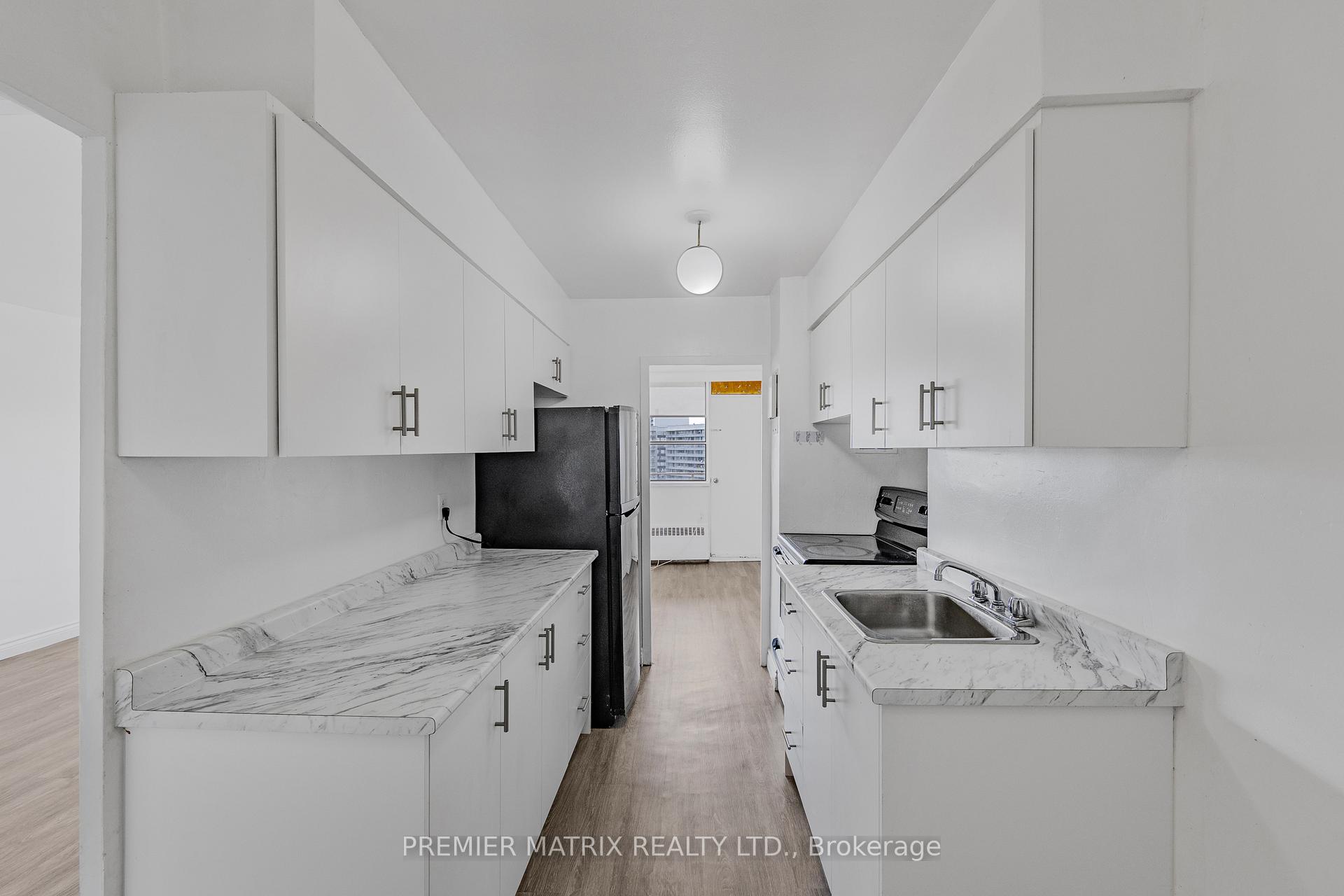 Photo 9 of Unit 1807, 65 Thorncliffe Park Drive, Toronto, Thorncliffe Park — HOMEH