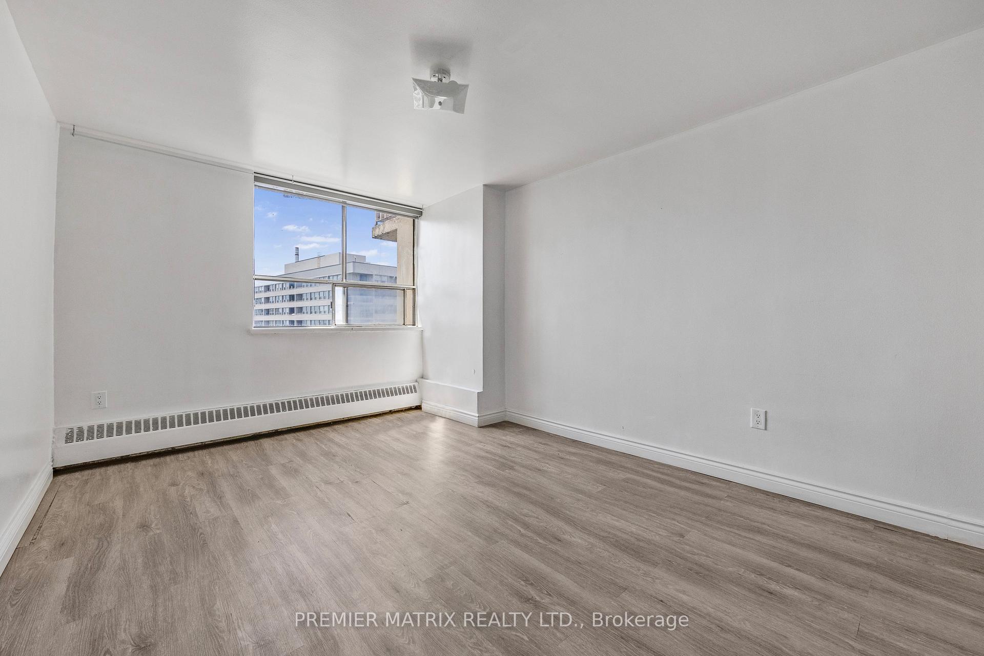 Photo 18 of Unit 1807, 65 Thorncliffe Park Drive, Toronto, Thorncliffe Park — HOMEH