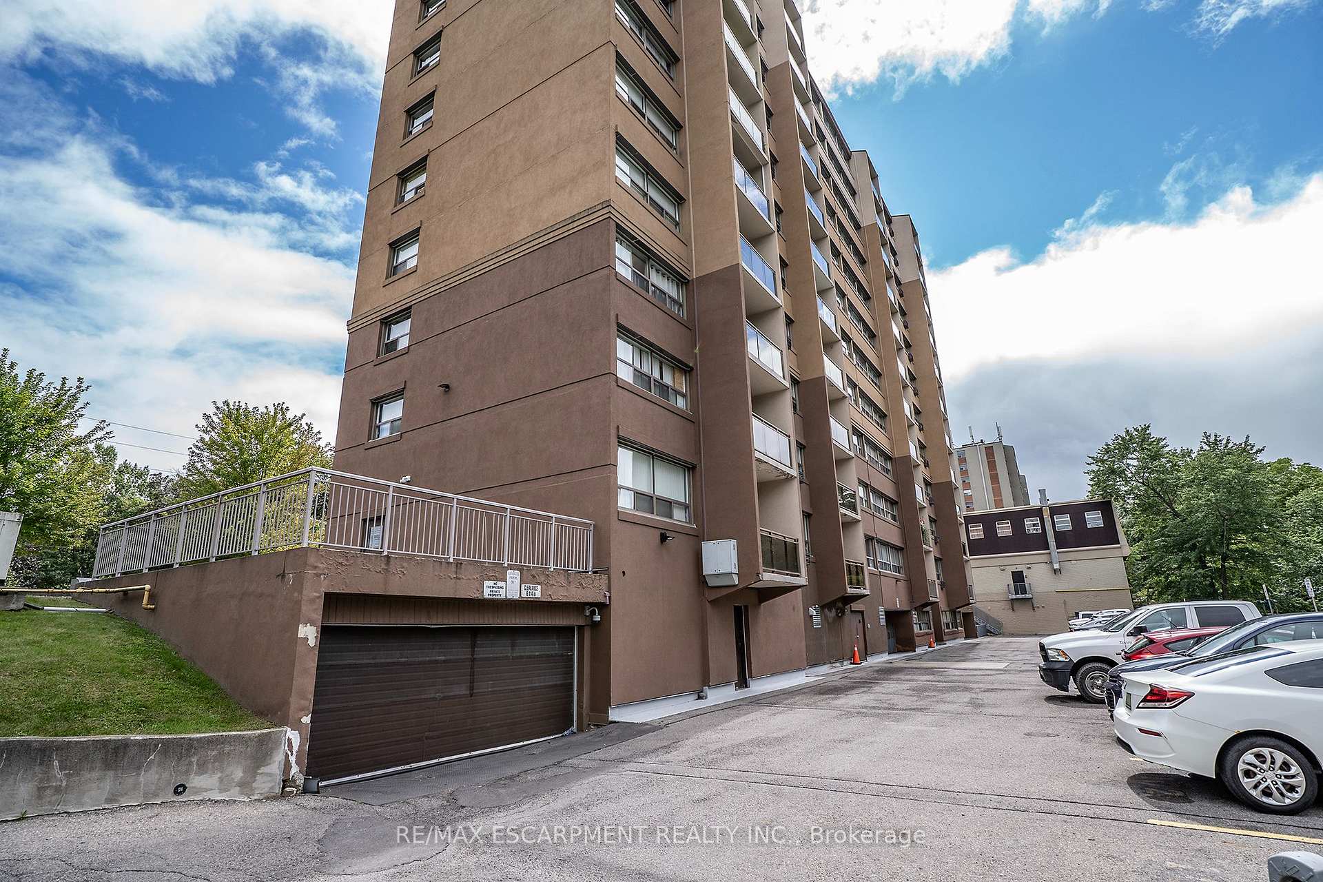 Photo 16 of Unit 307, 1950 Main Street W, Hamilton, Ainslie Wood — HOMEH