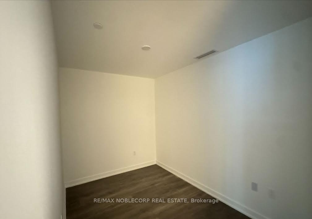 Photo 6 of Unit 337 D, 1614 Charles Street, Whitby, Port Whitby — HOMEH